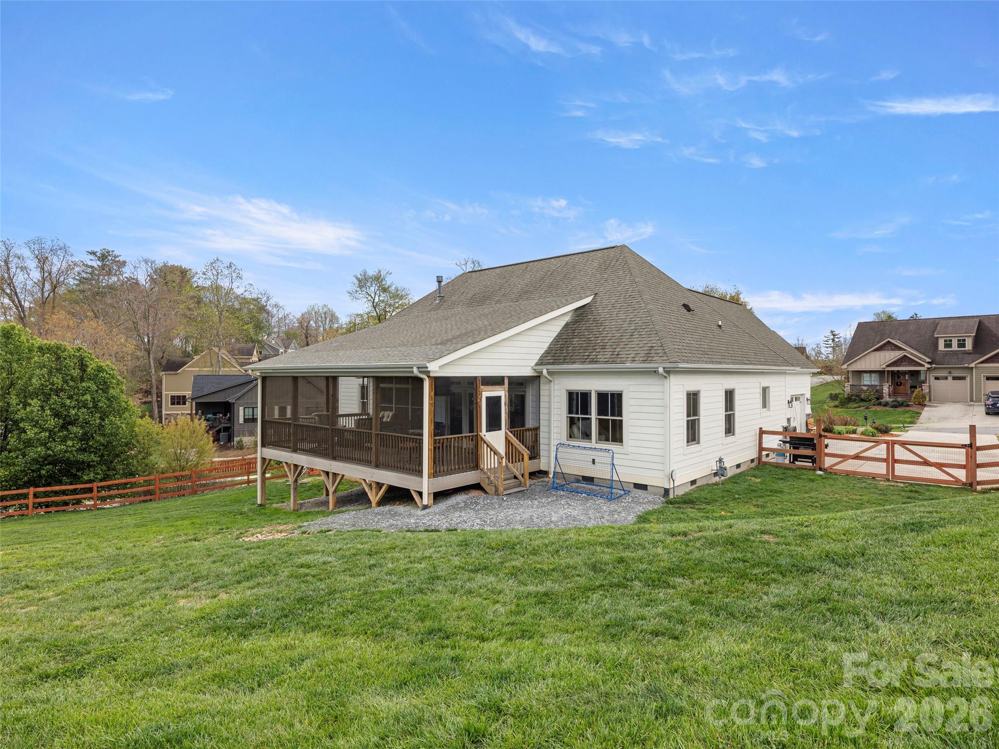 main property photo 30