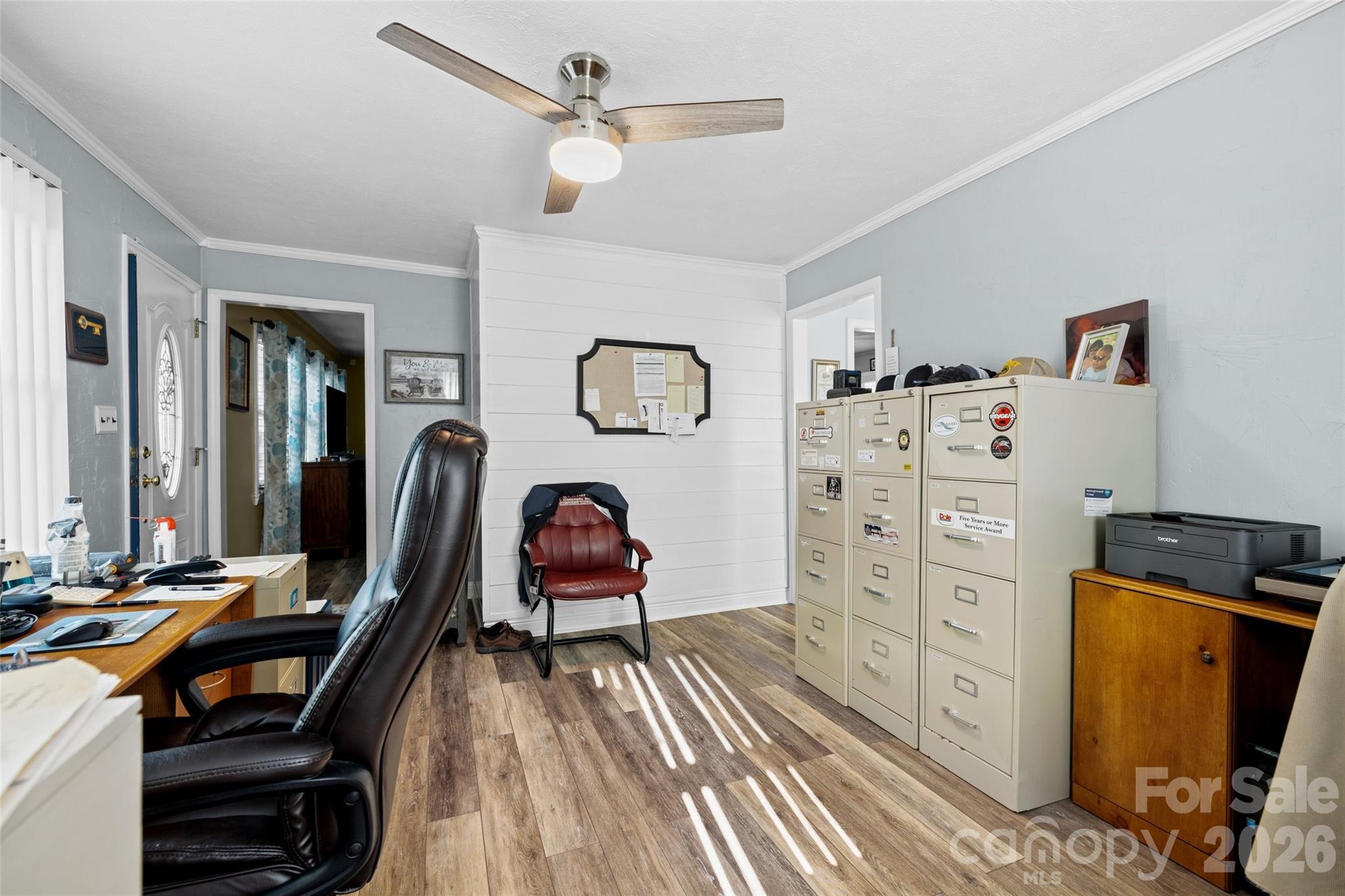 main property photo 28