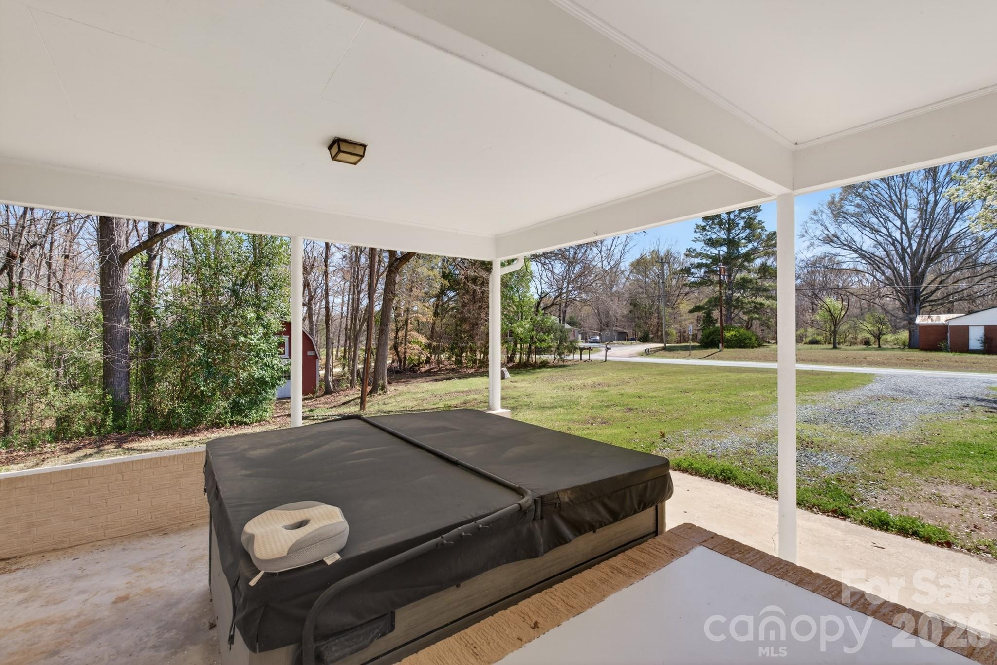 main property photo 35