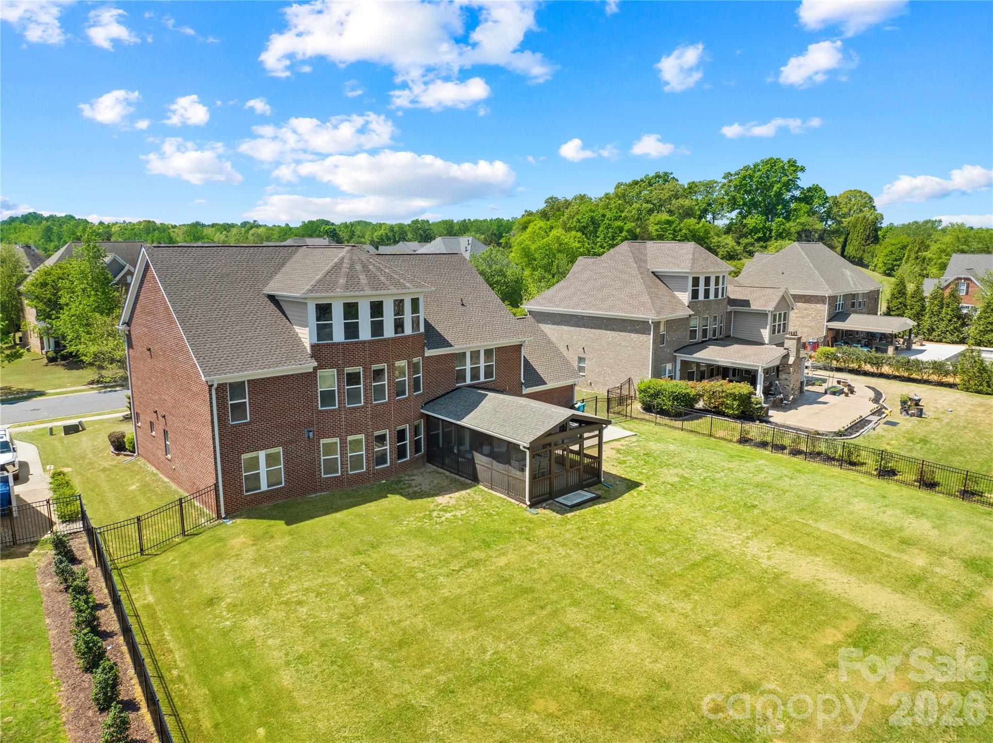 main property photo 39