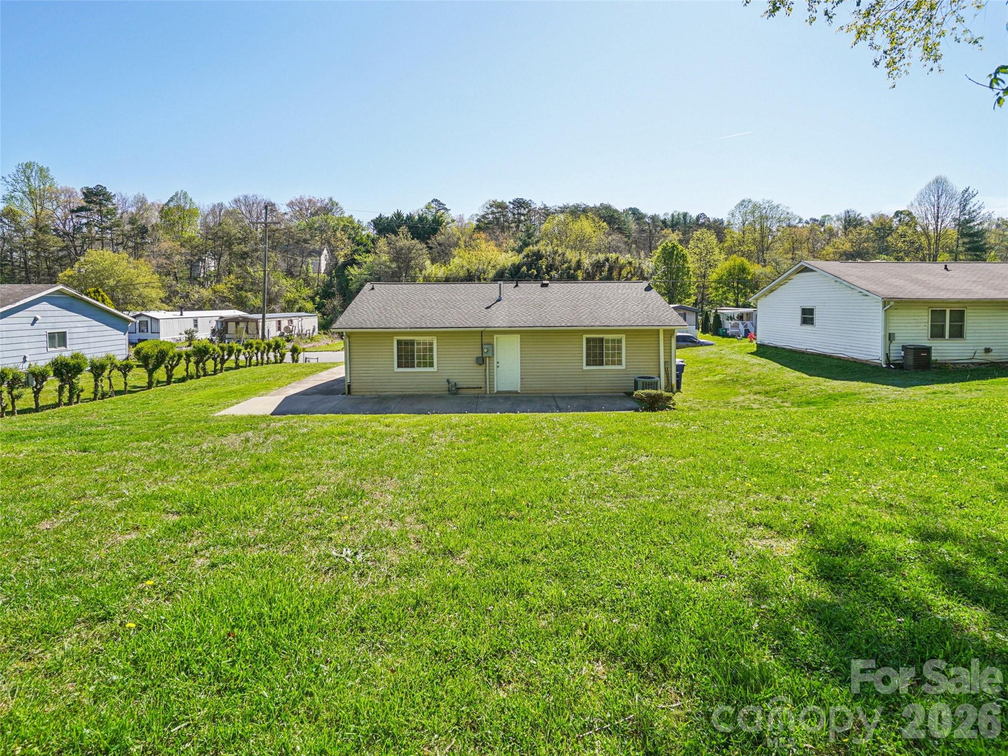 main property photo 23