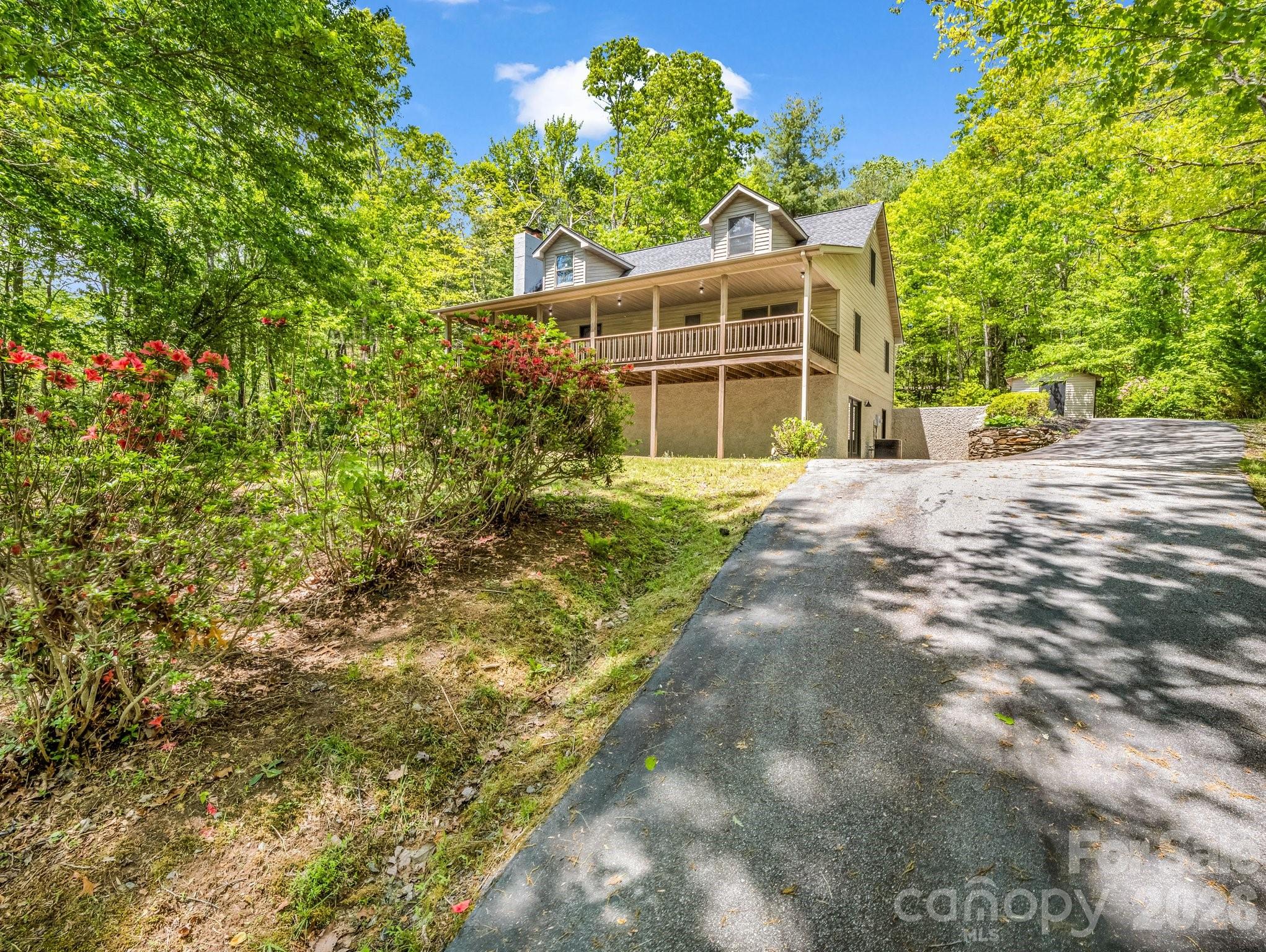 main property photo 31