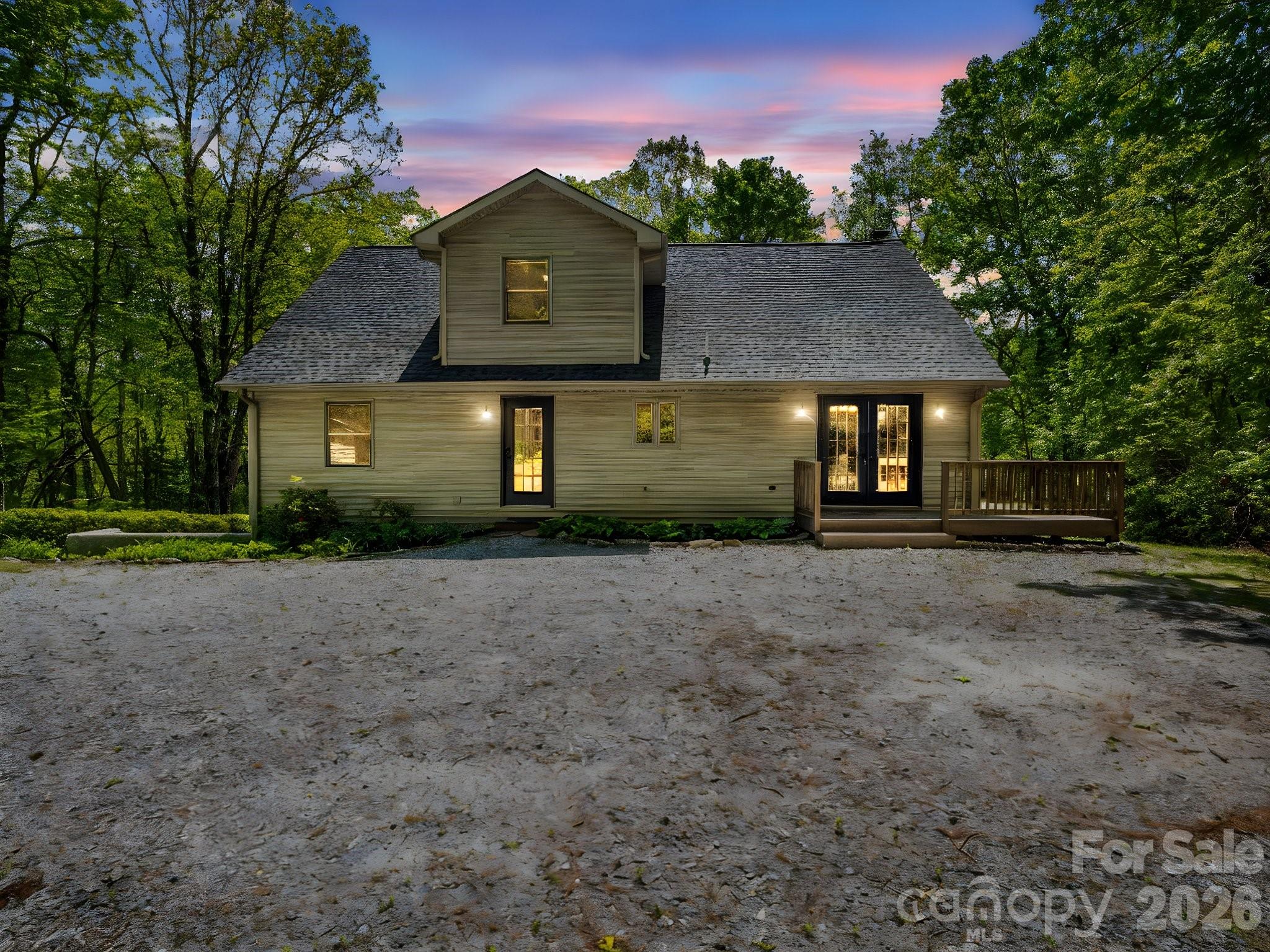 main property photo 37