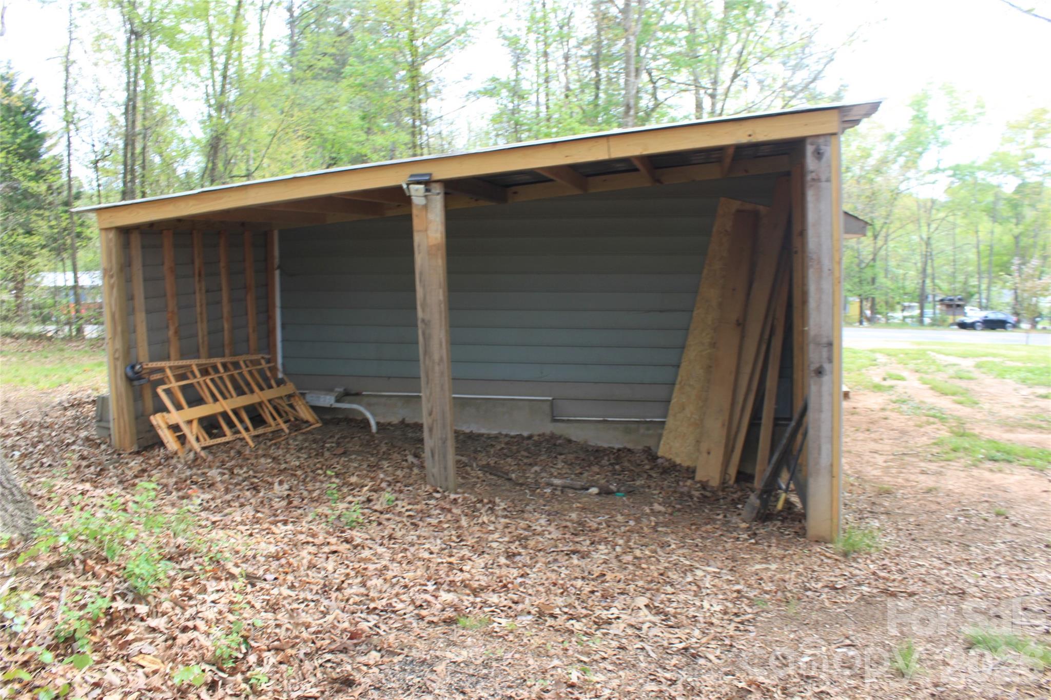 main property photo 35