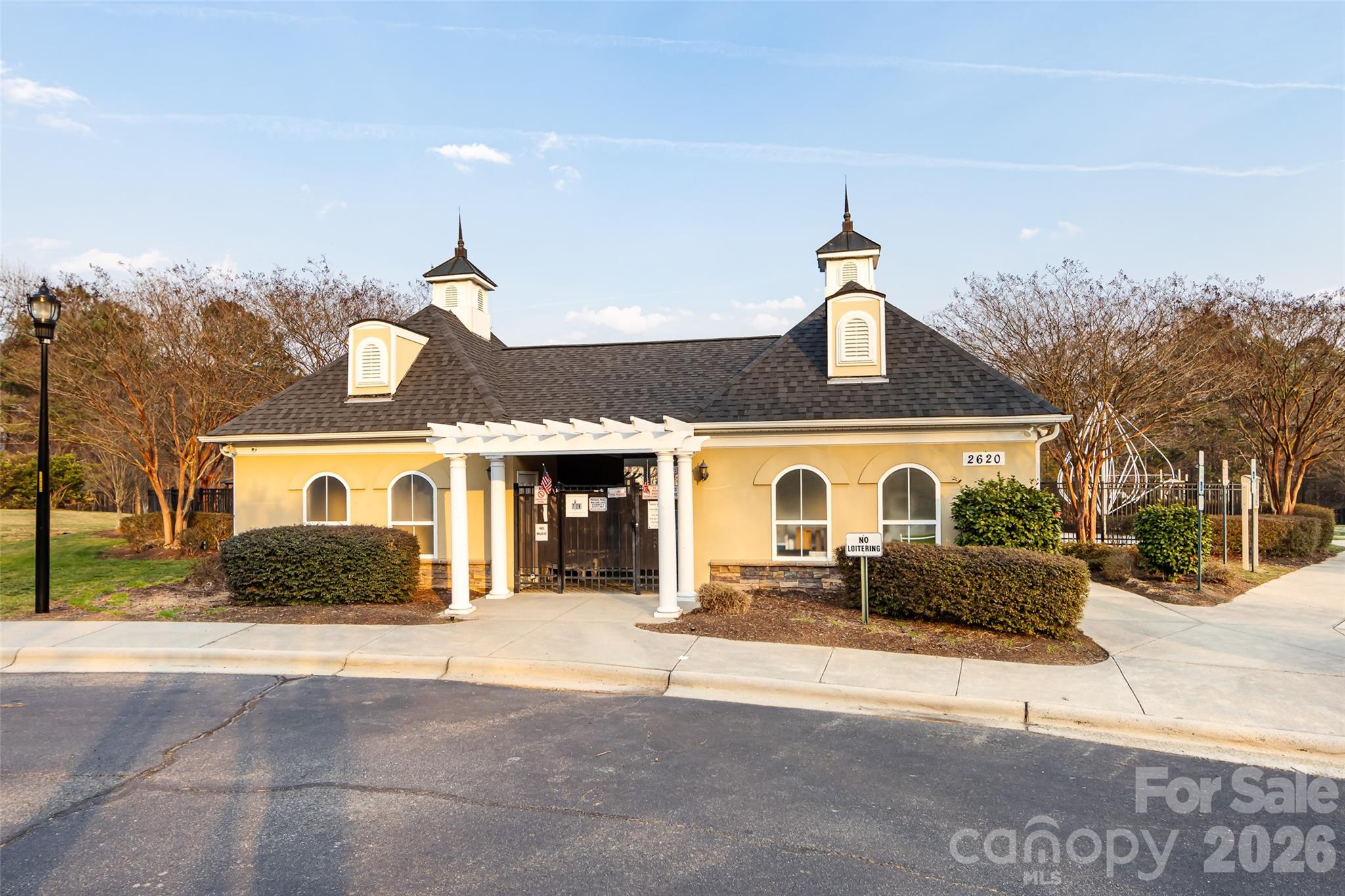 main property photo 34