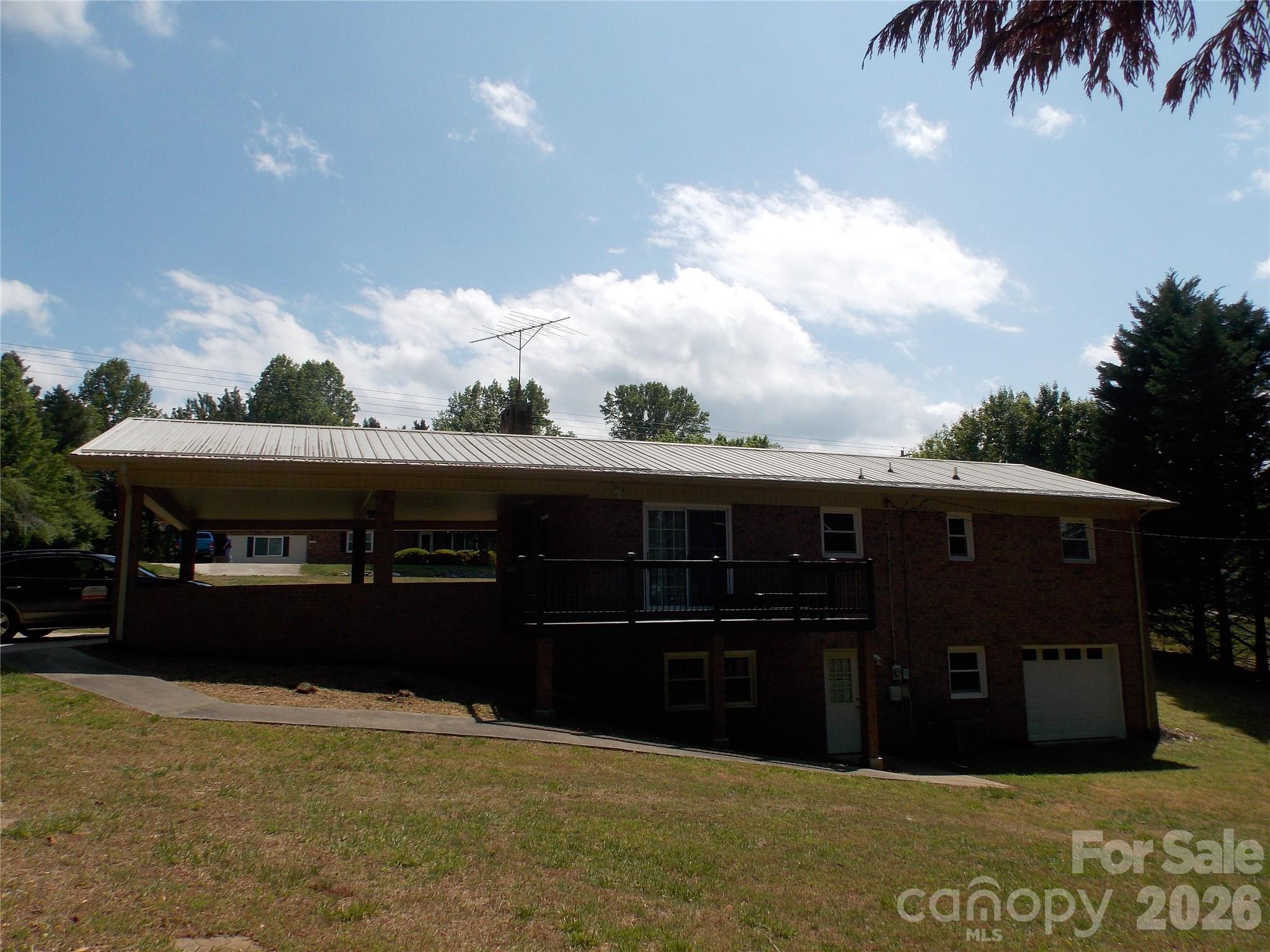 main property photo 24