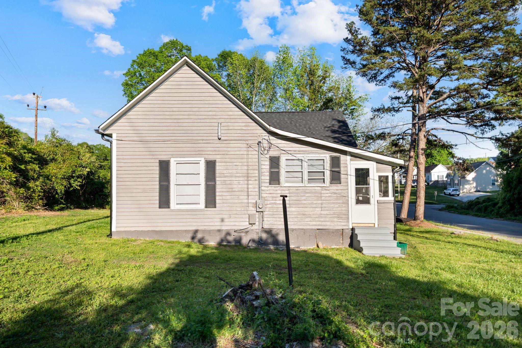 main property photo 26