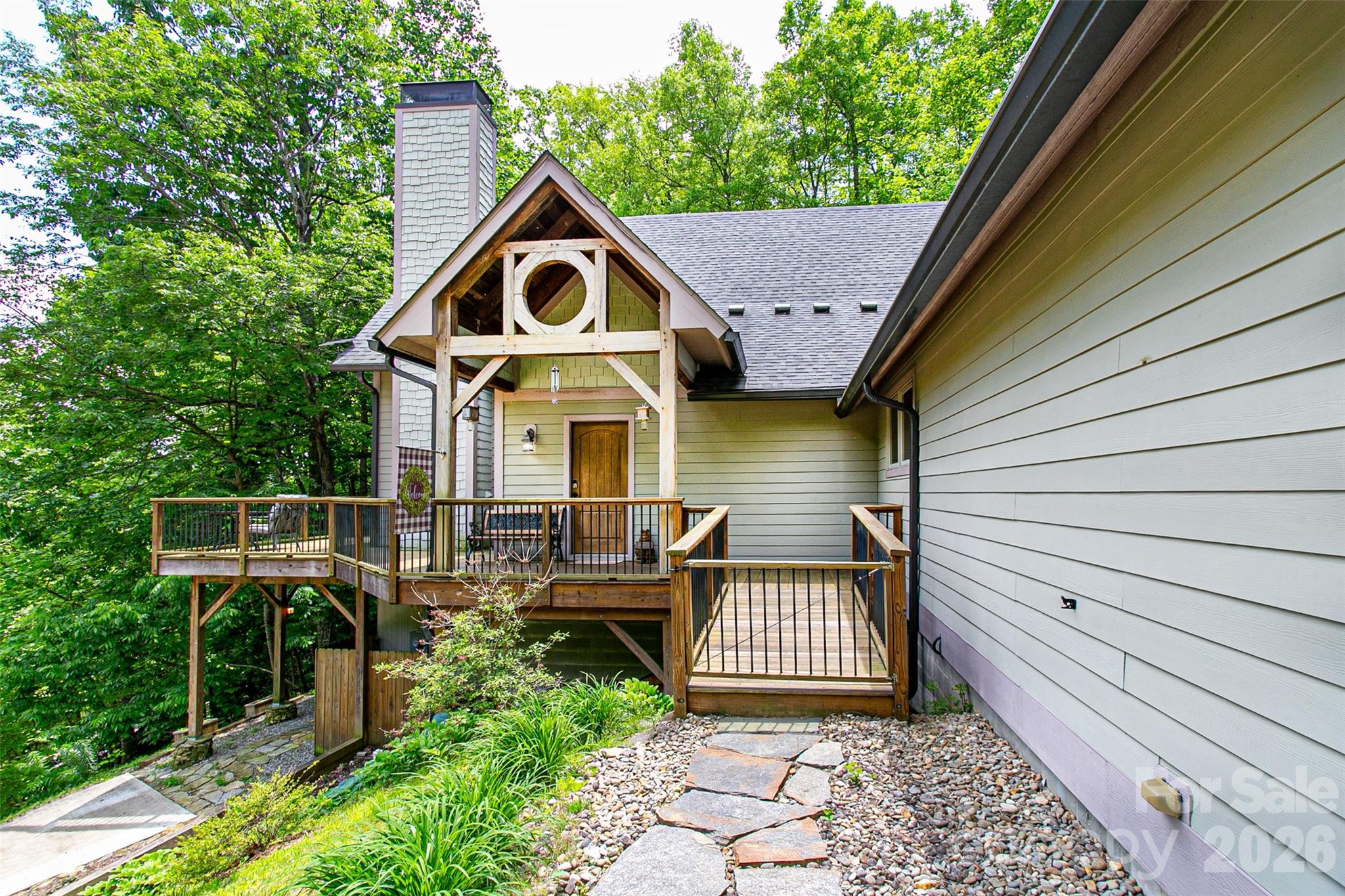 main property photo 6