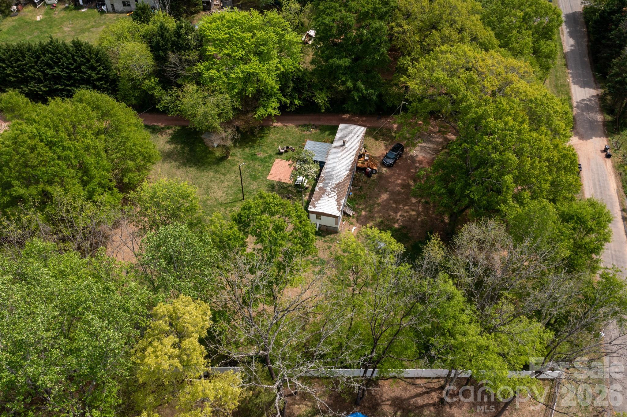 main property photo 13