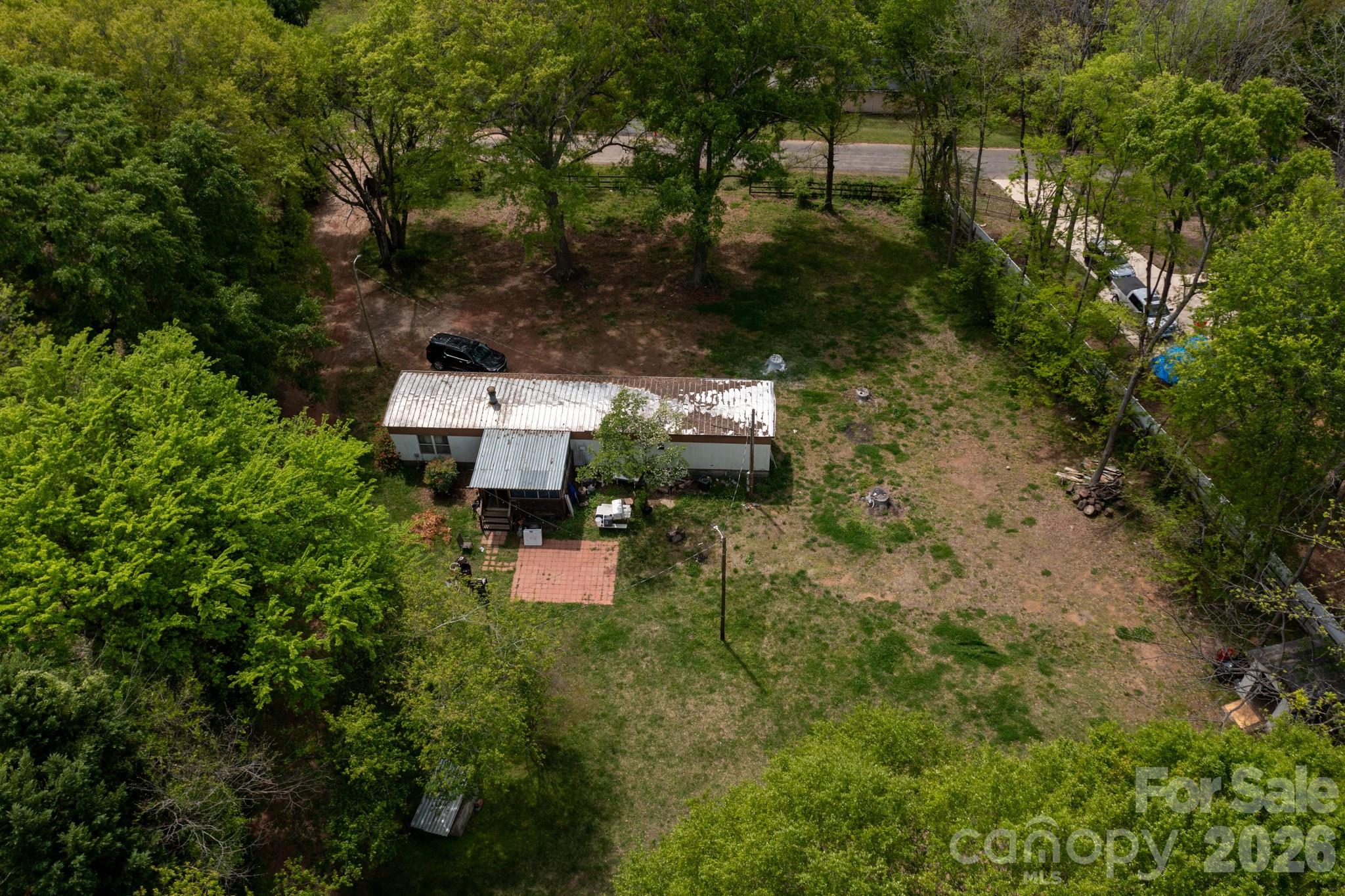 main property photo 7
