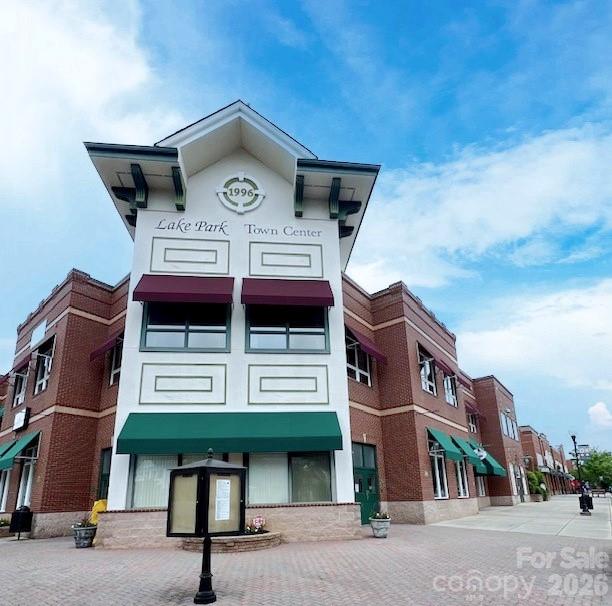 main property photo 17