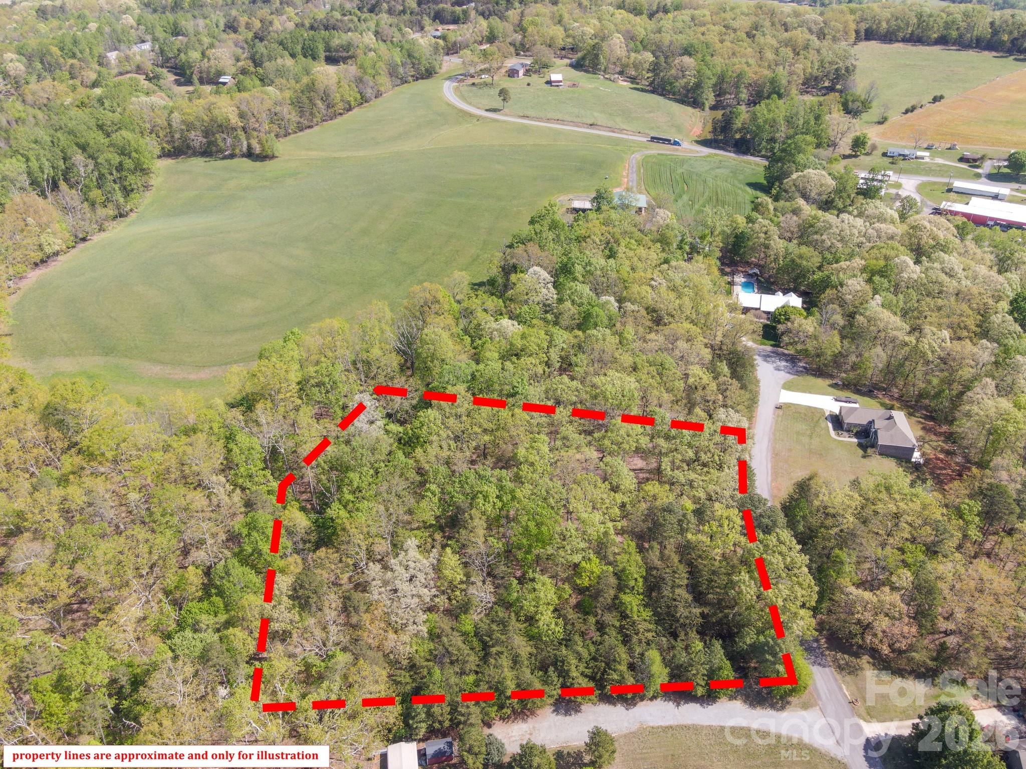 main property photo 8