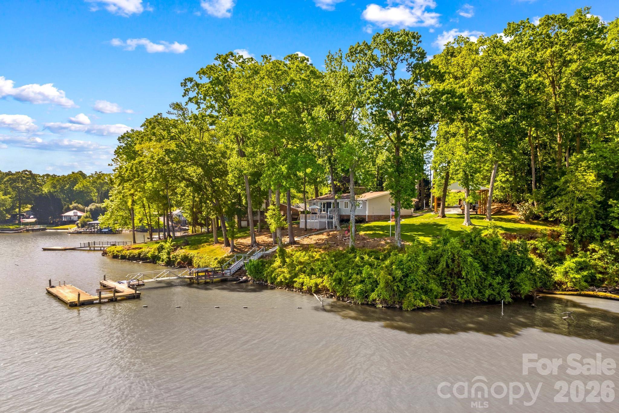 main property photo 40