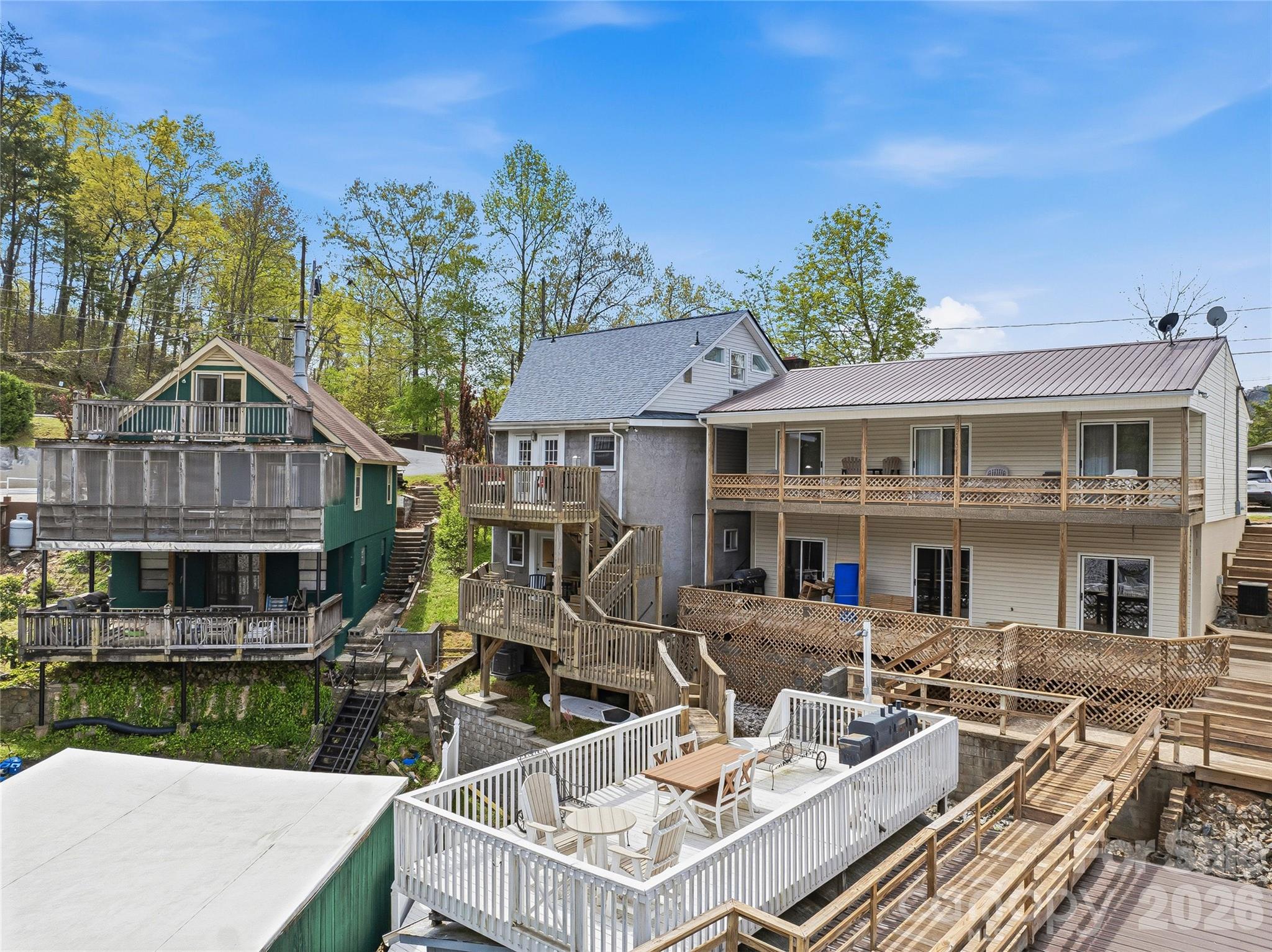 main property photo 39