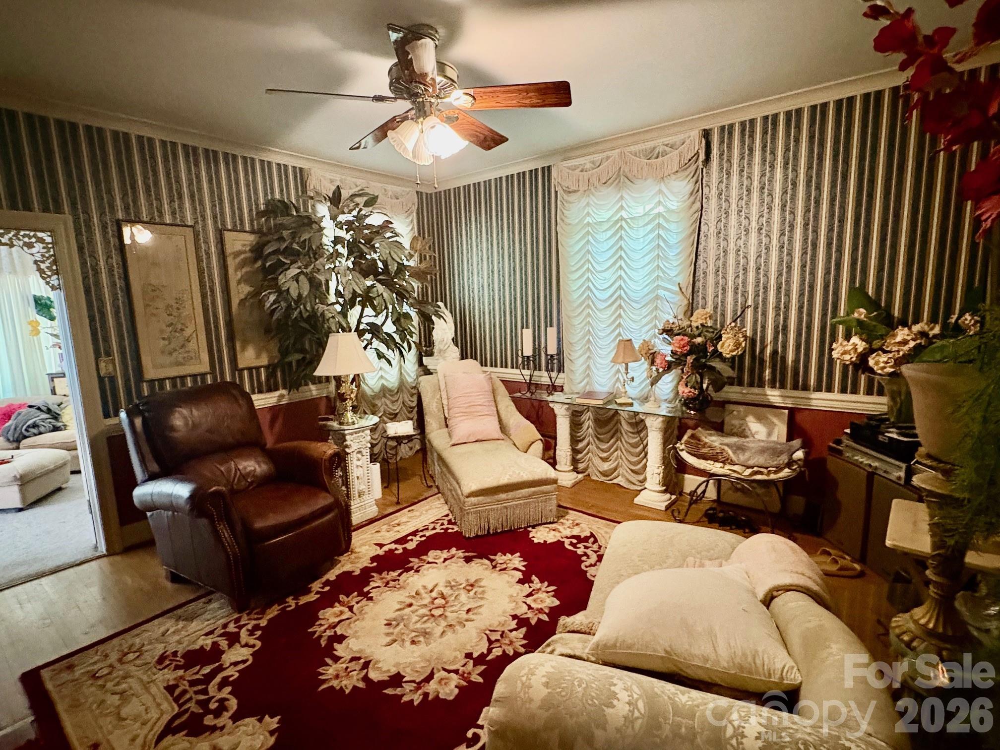 main property photo 7