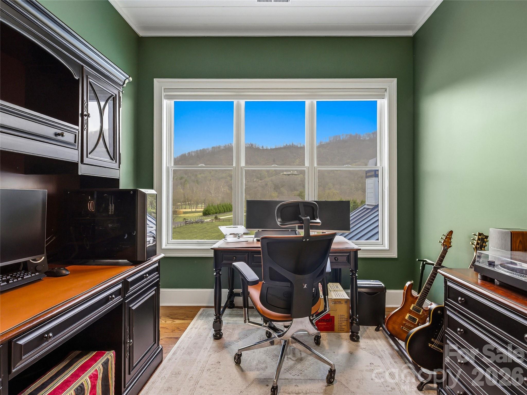 main property photo 23