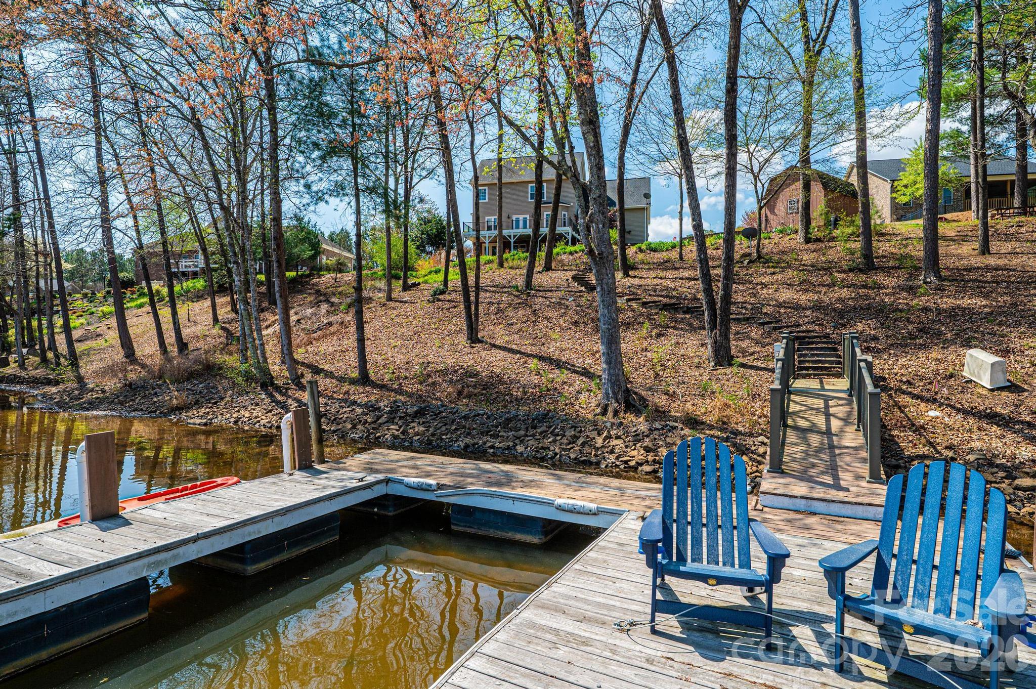 main property photo 39