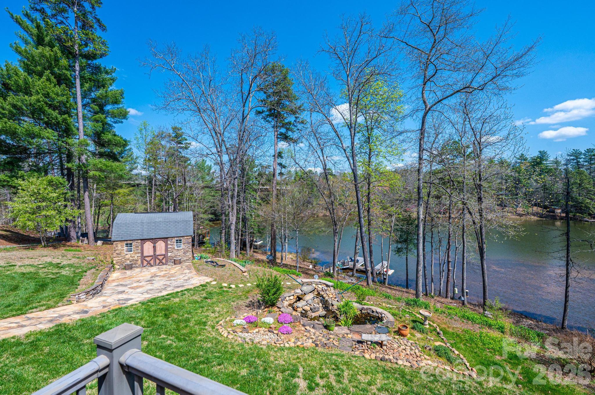 main property photo 4