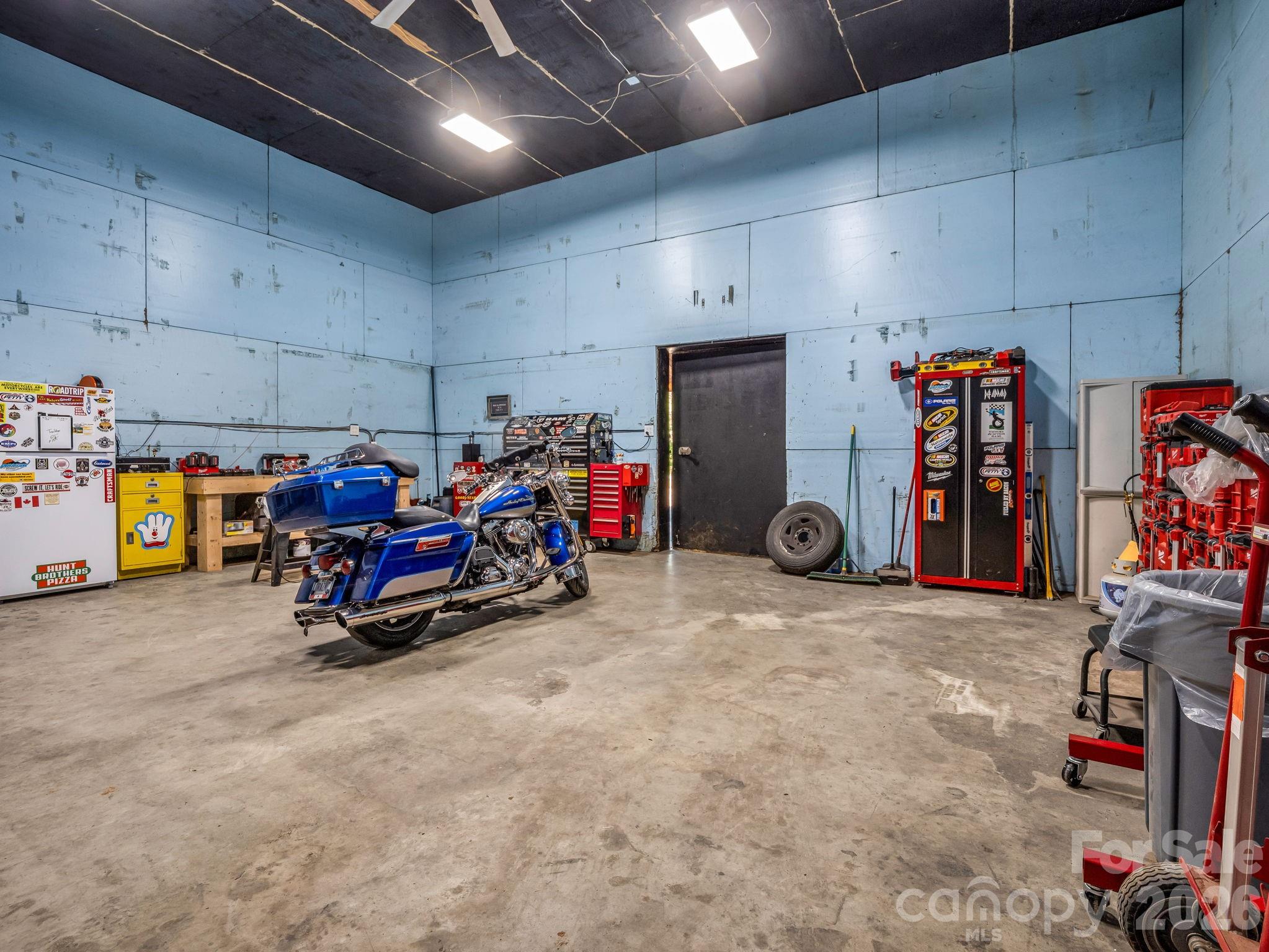 main property photo 37