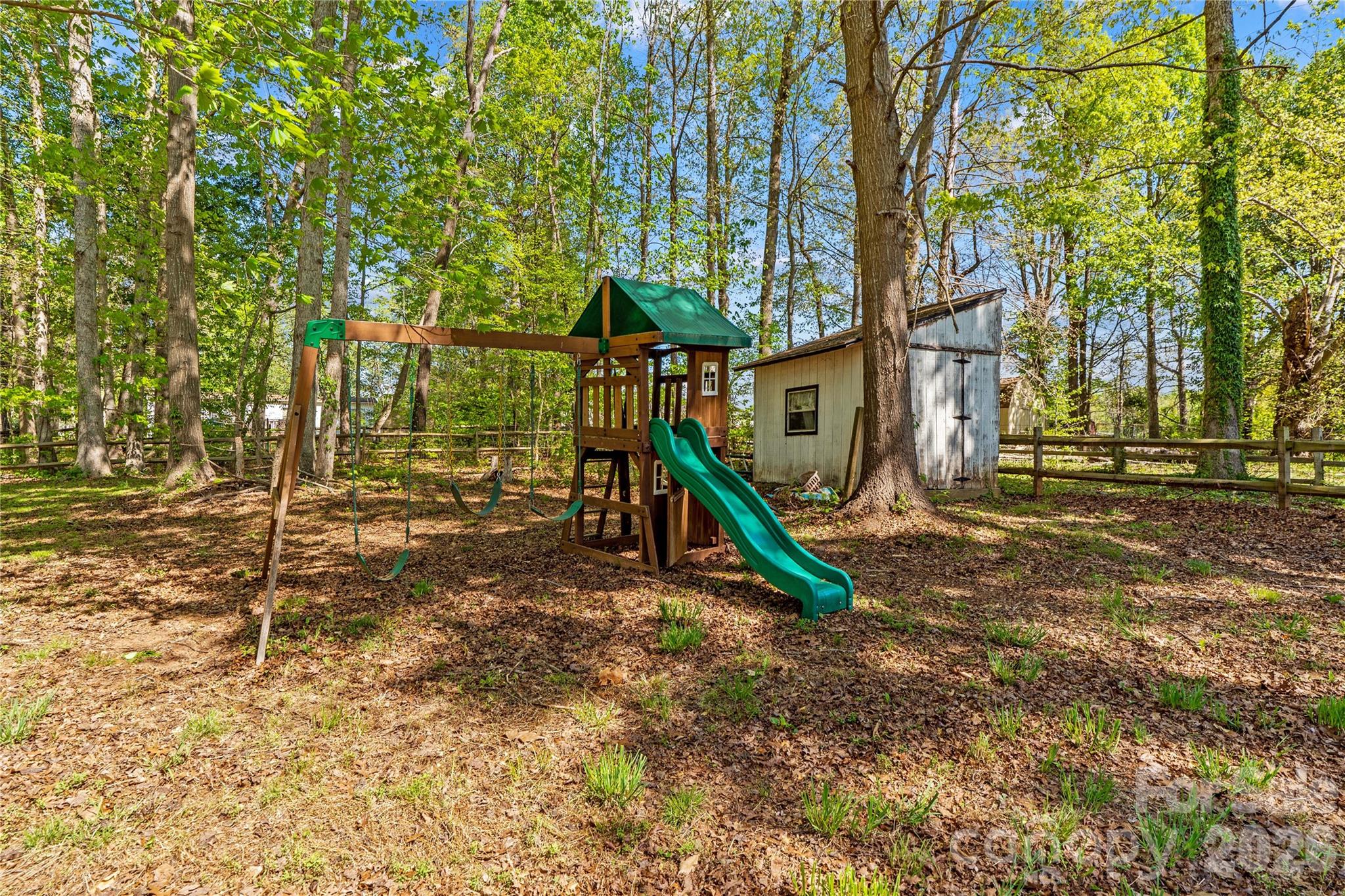 main property photo 43