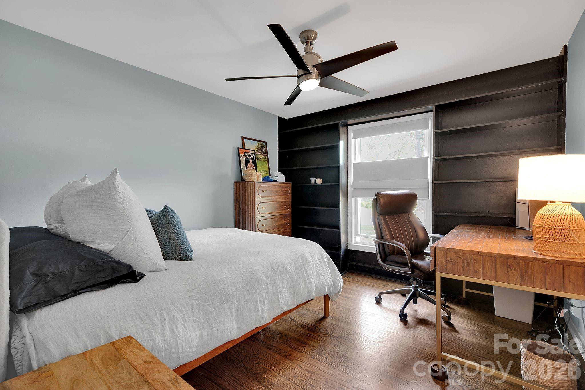 main property photo 20