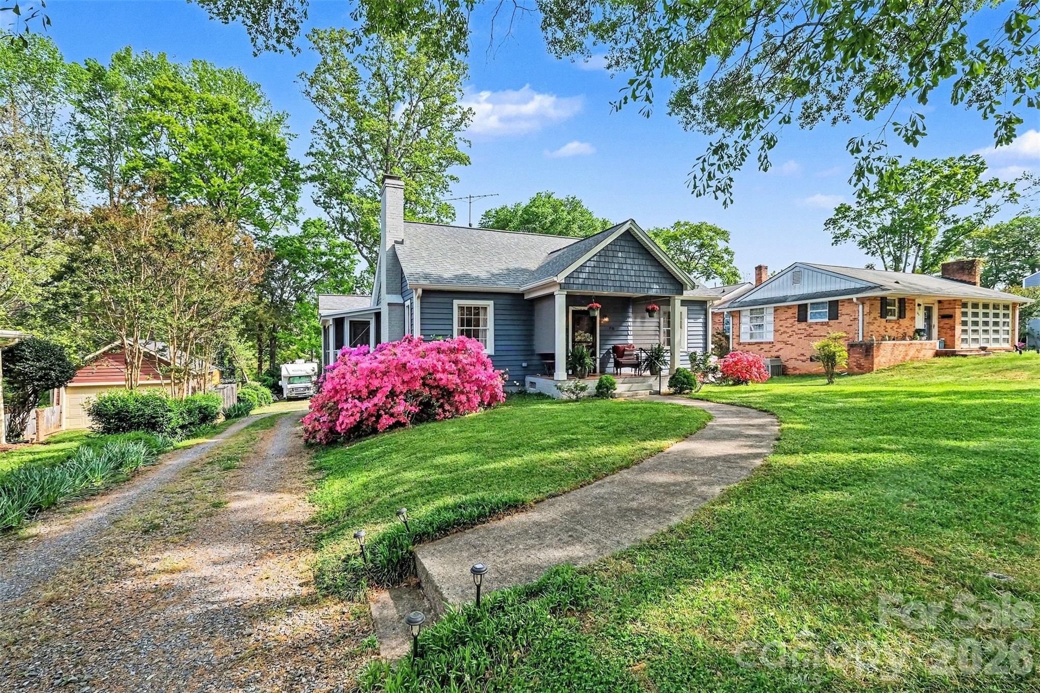 main property photo 3