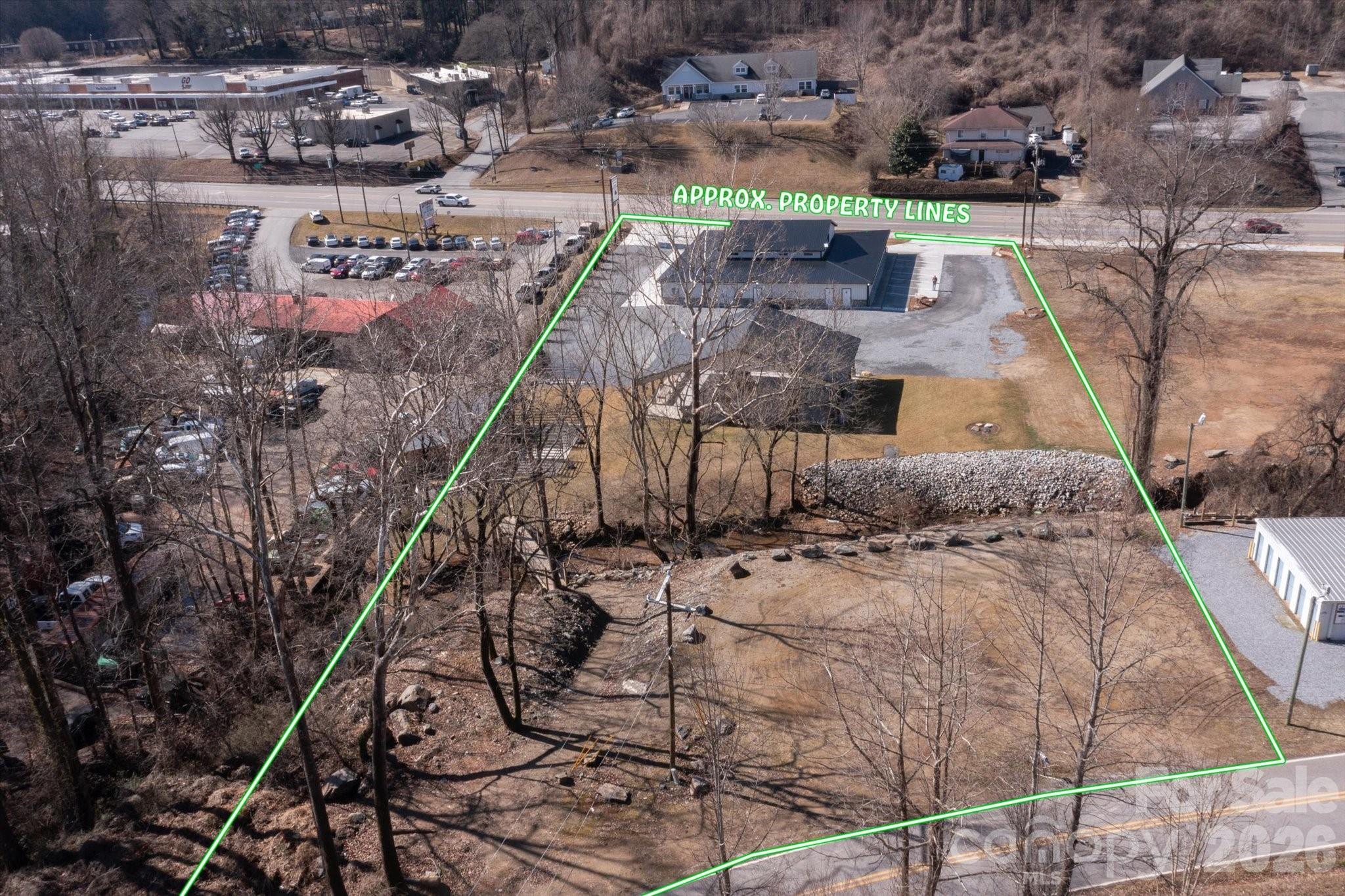 main property photo 31