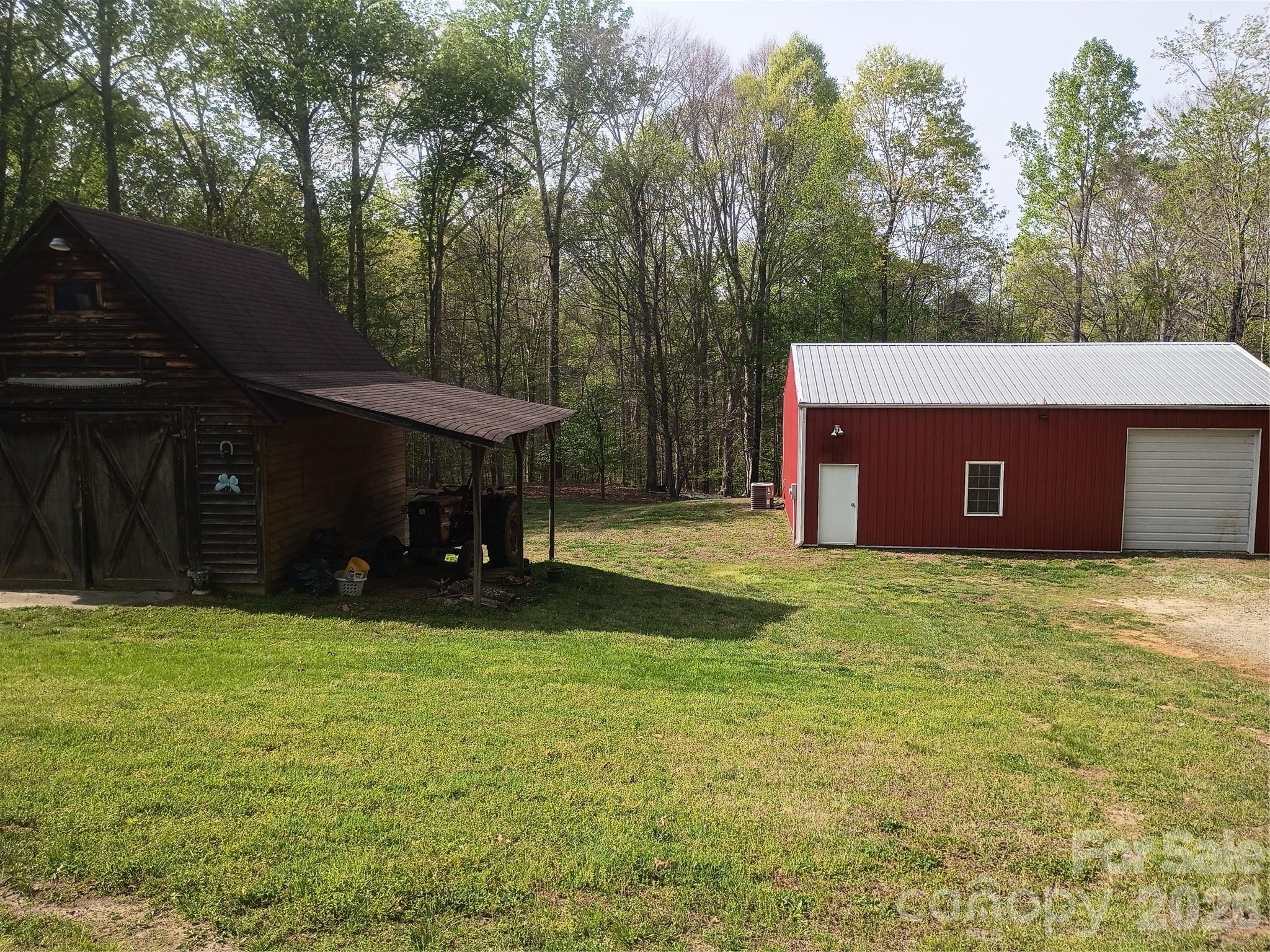 main property photo 17