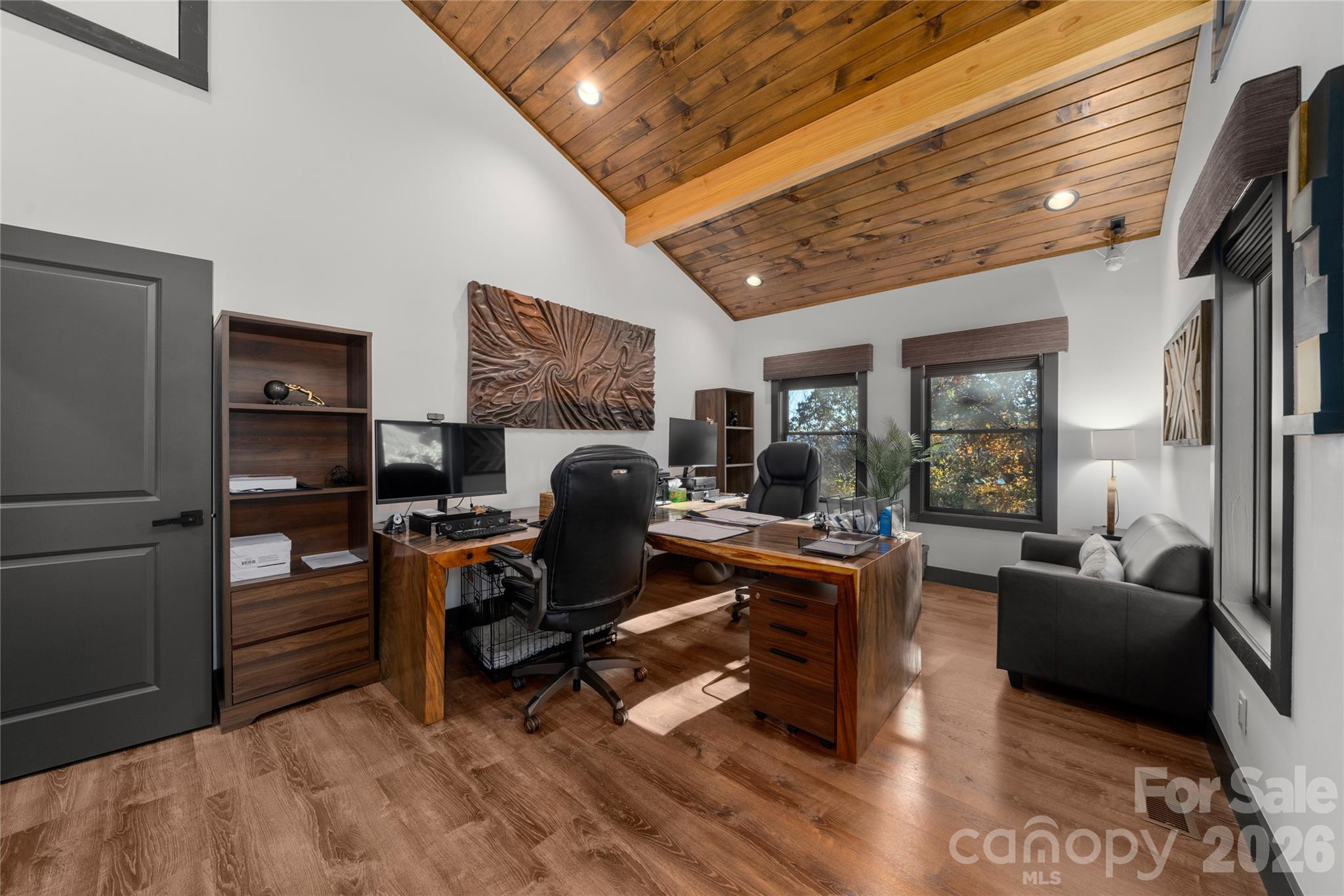 main property photo 24