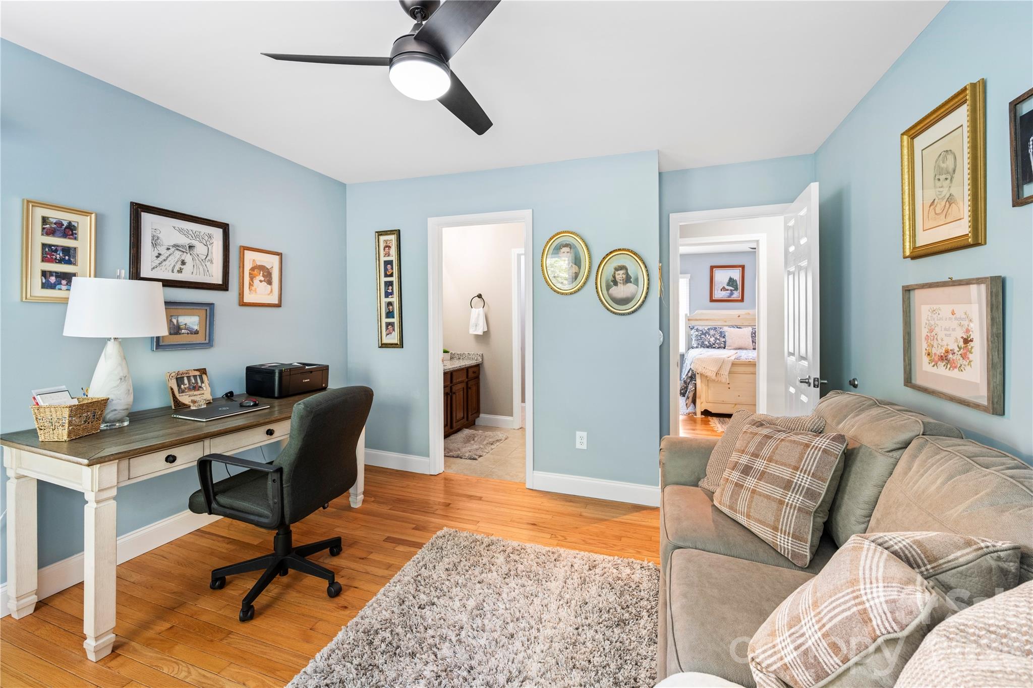 main property photo 33