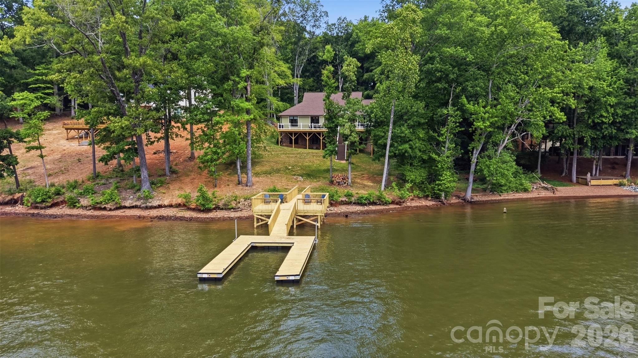 main property photo 38