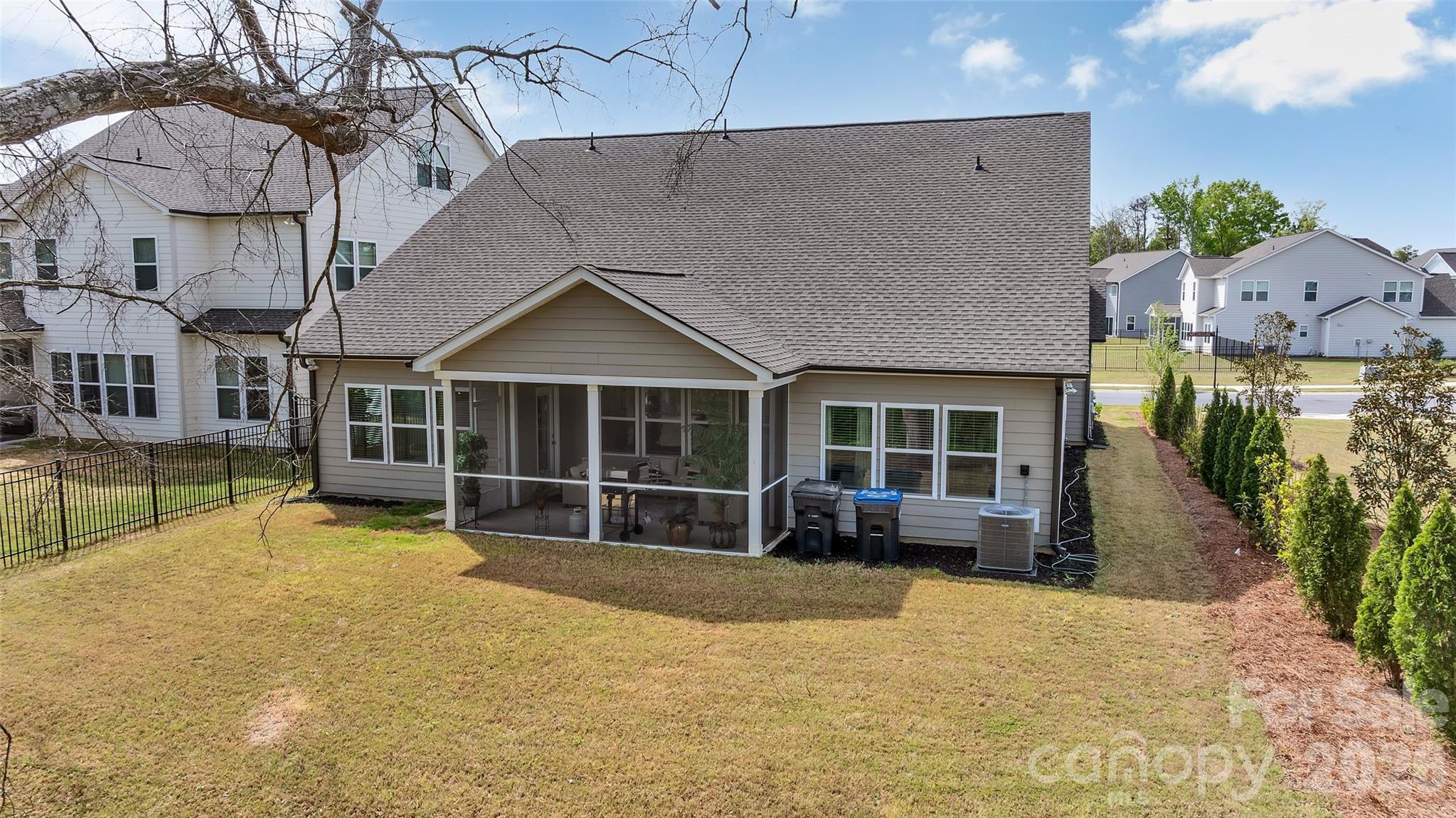 main property photo 34