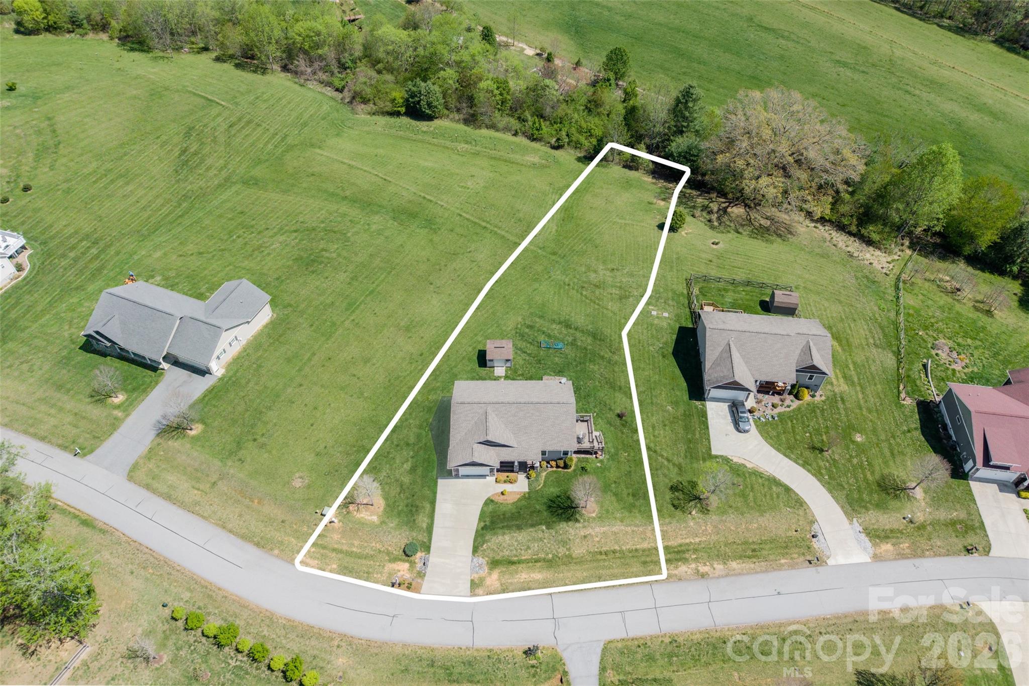 main property photo 20