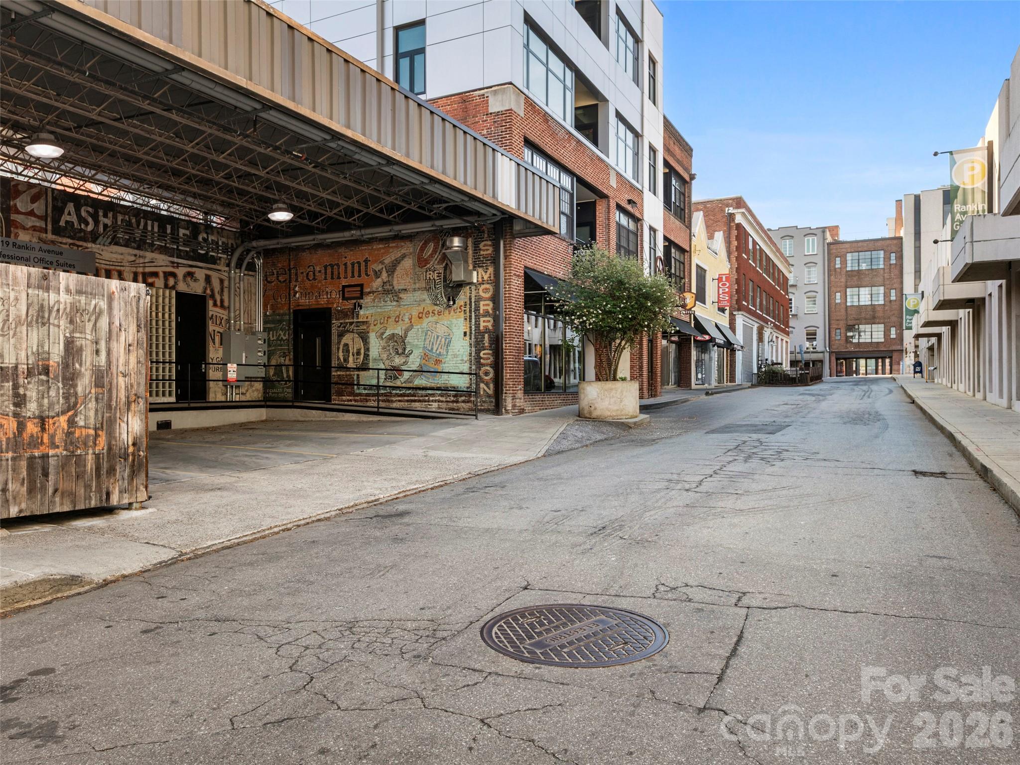 main property photo 7