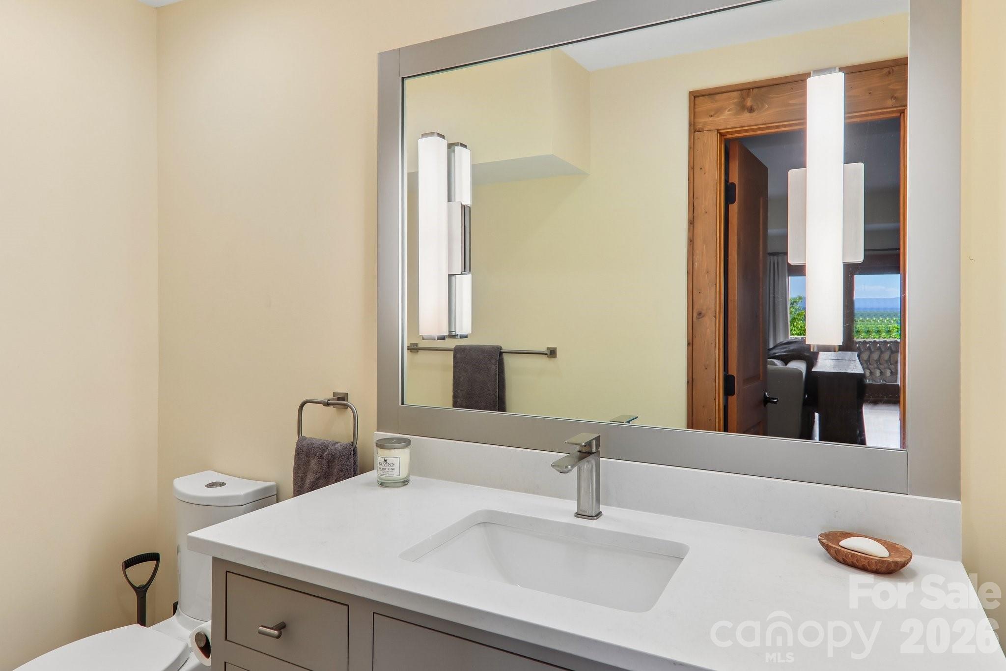 main property photo 32