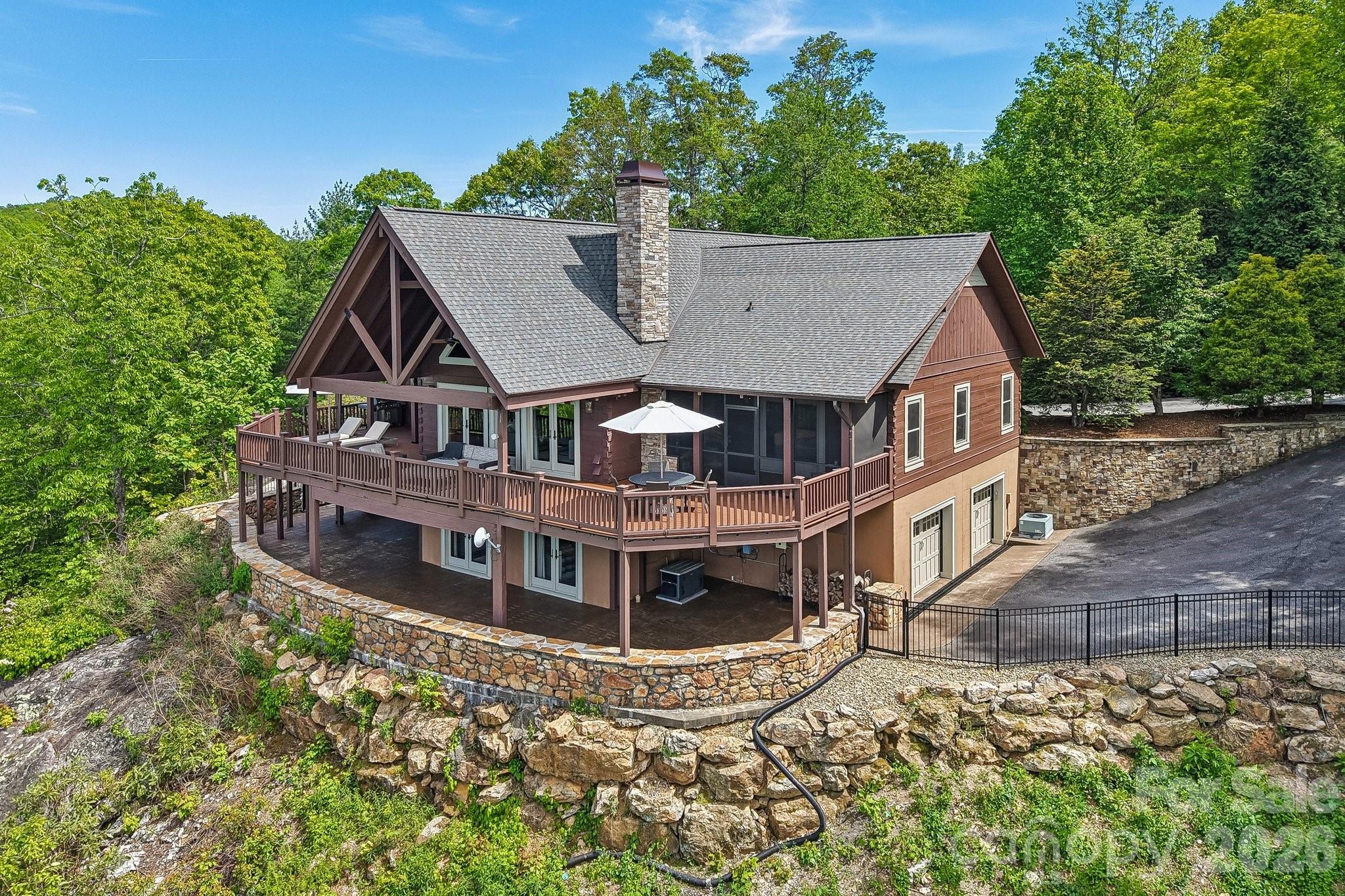 main property photo 45