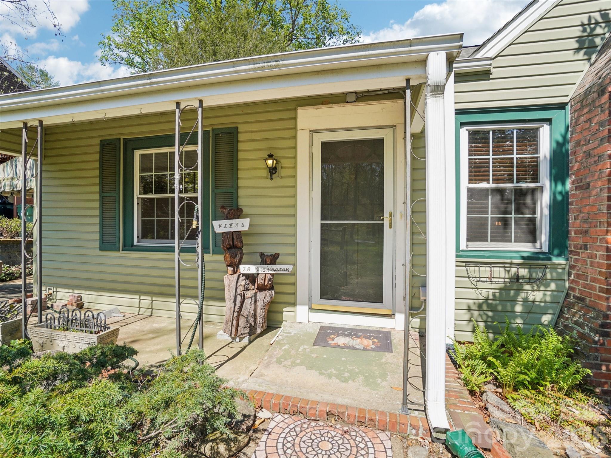 main property photo 3