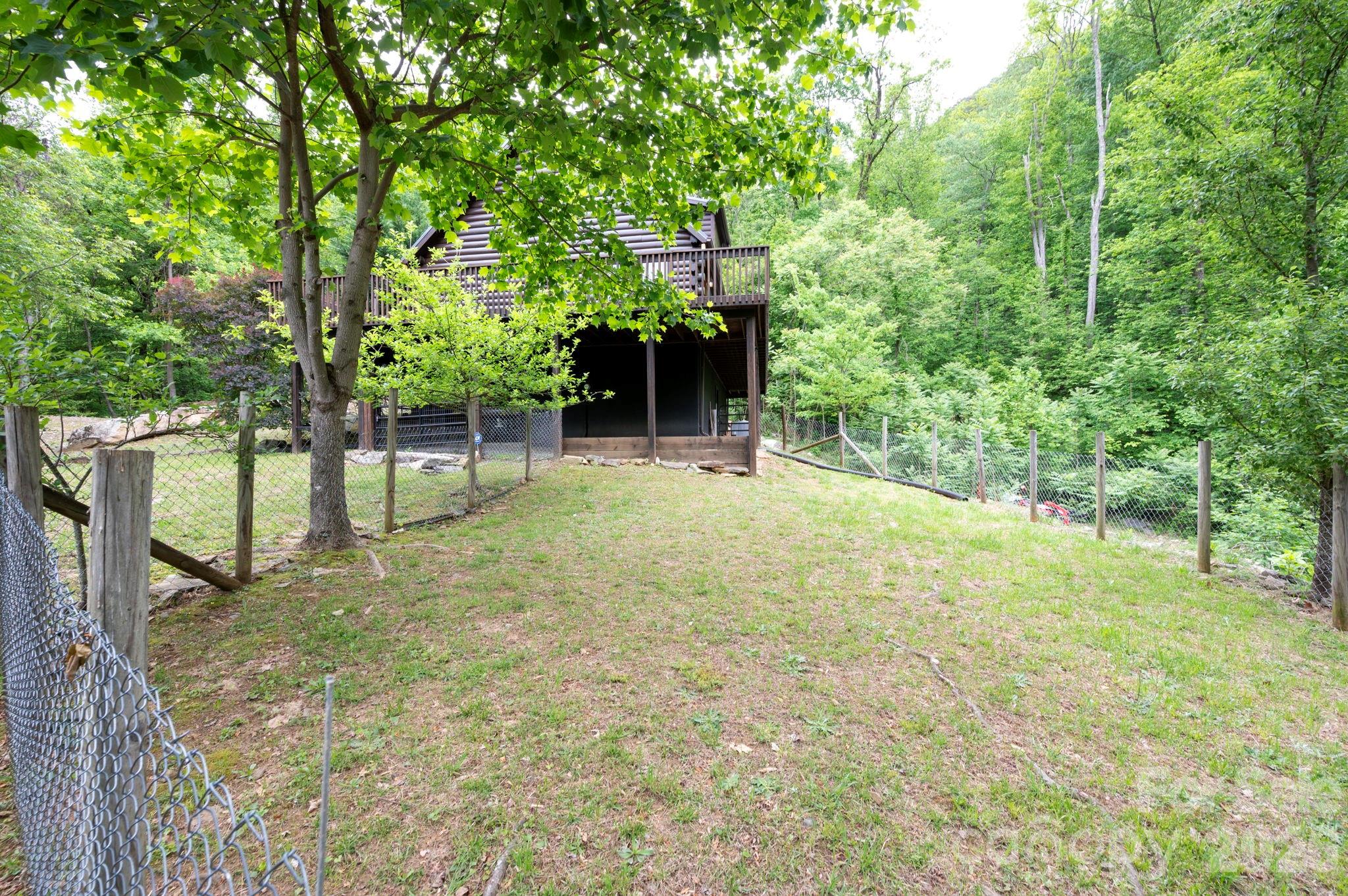 main property photo 30