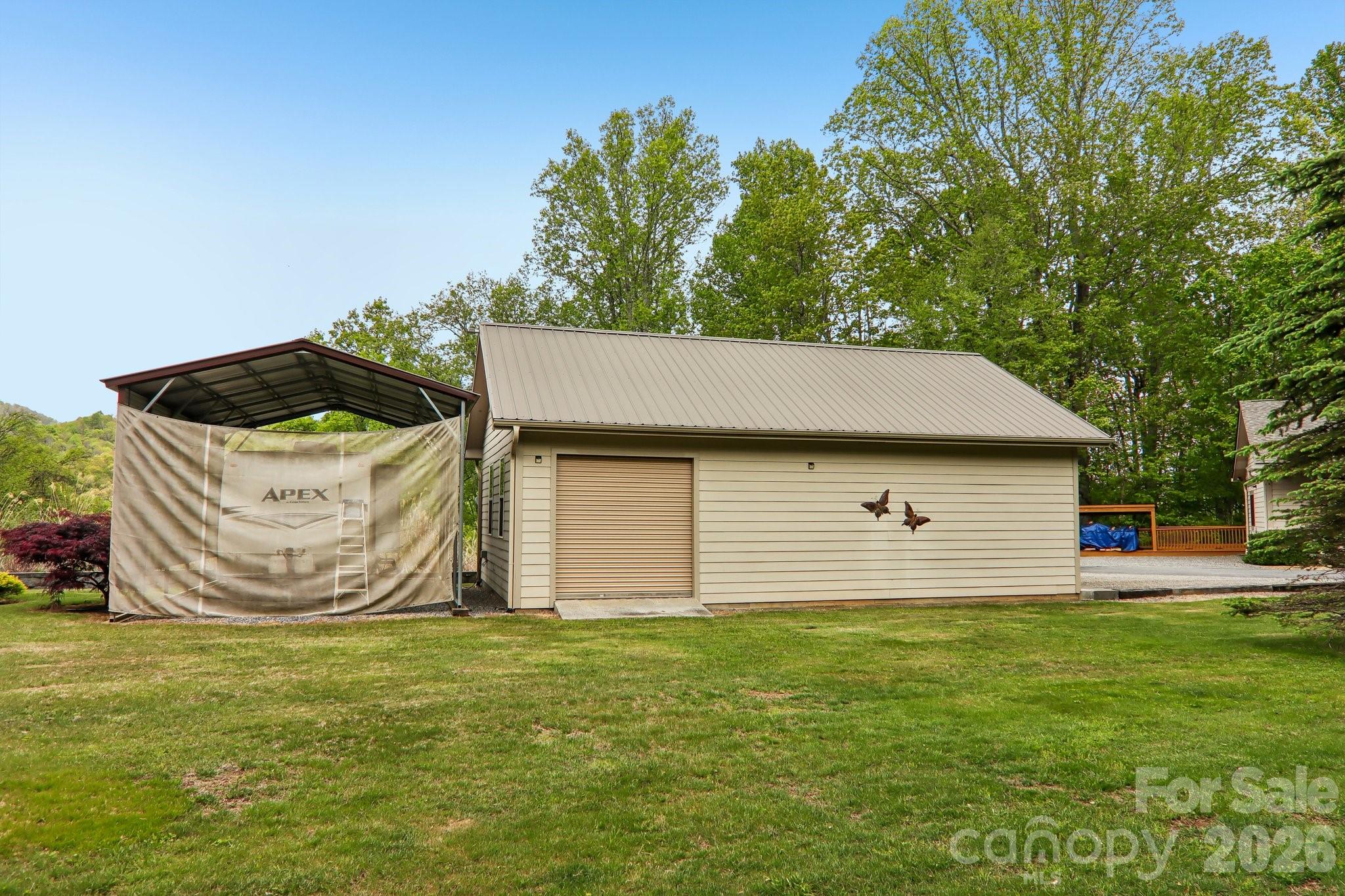 main property photo 33