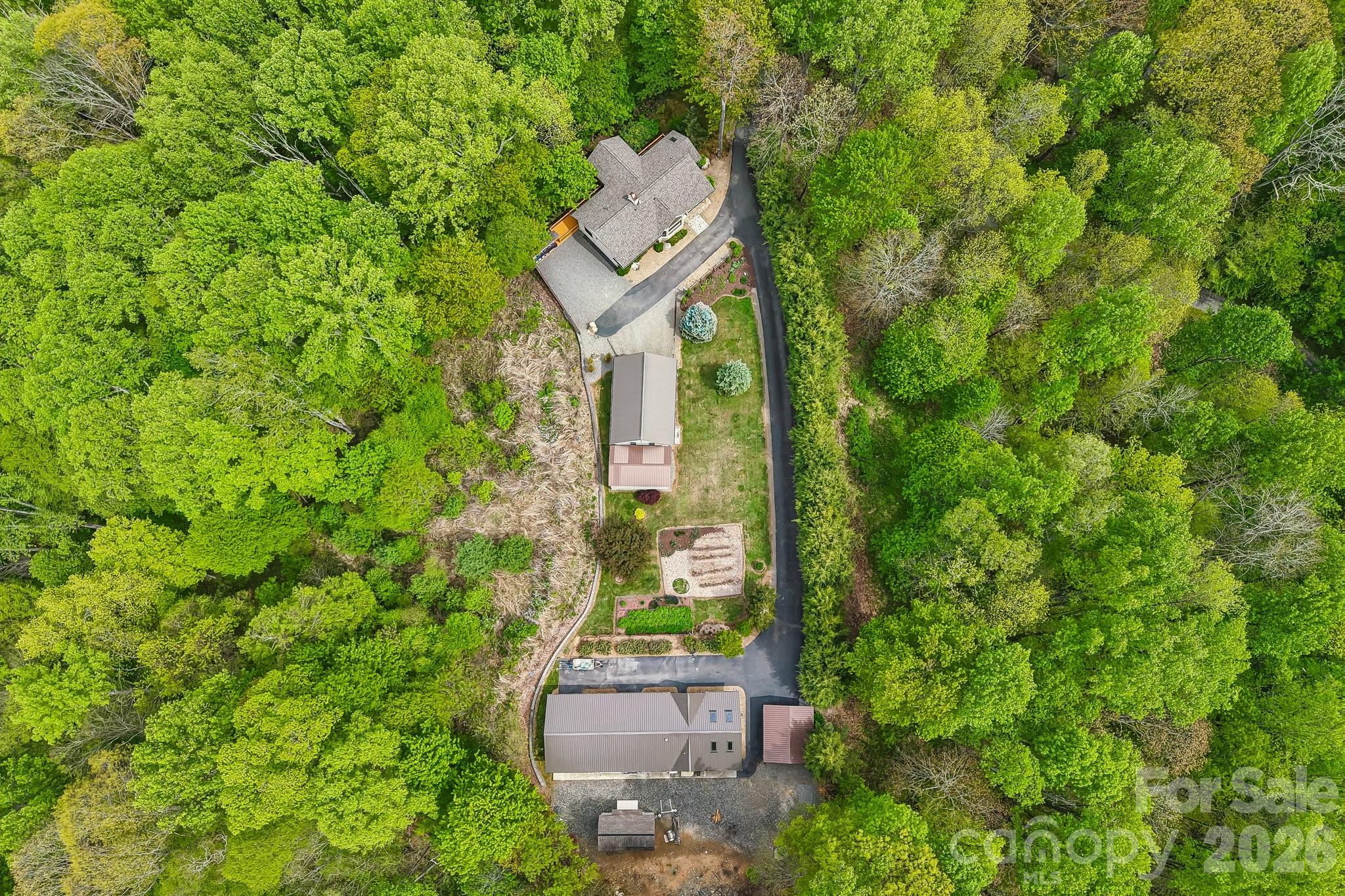main property photo 41