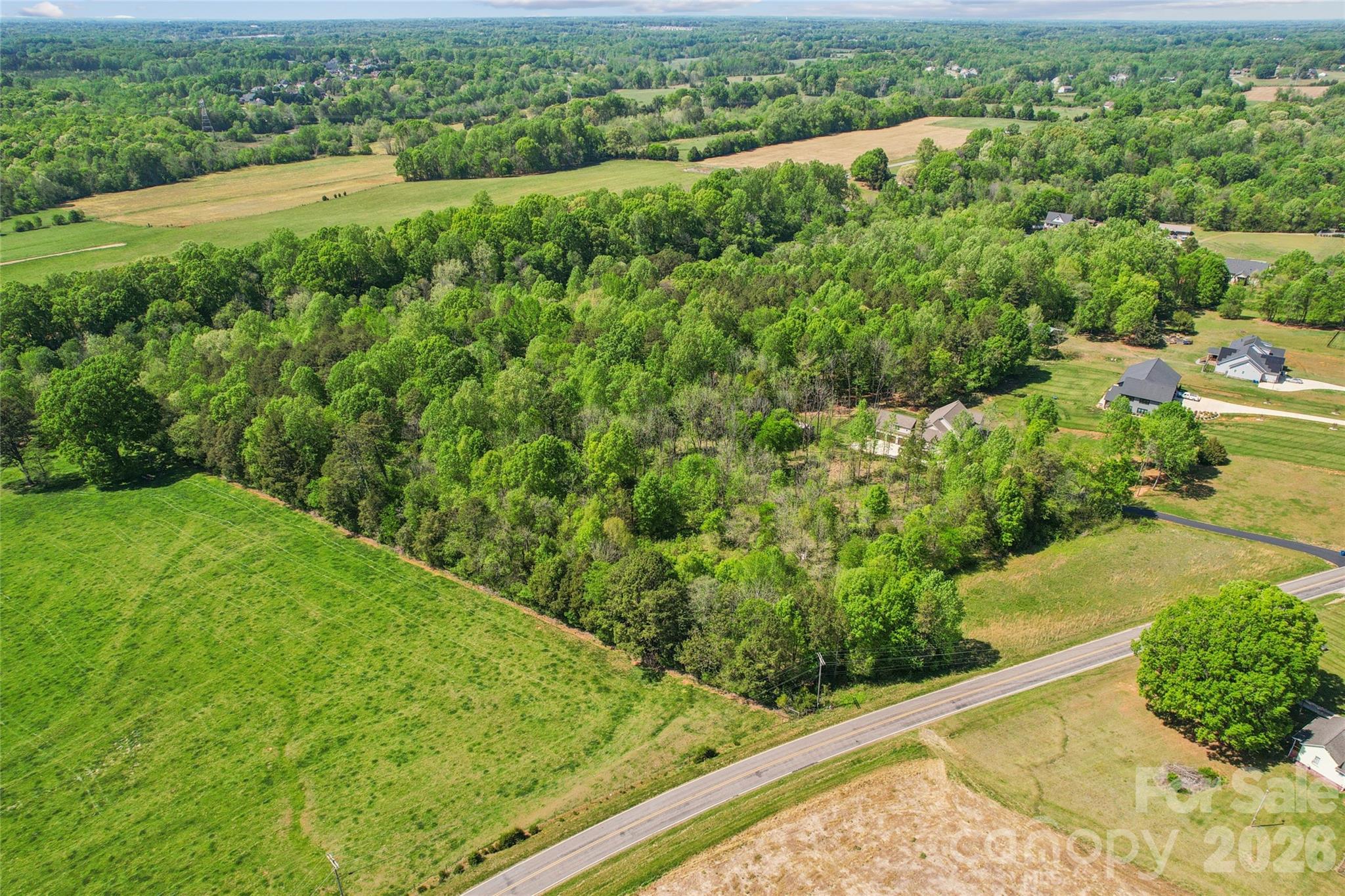 main property photo 6