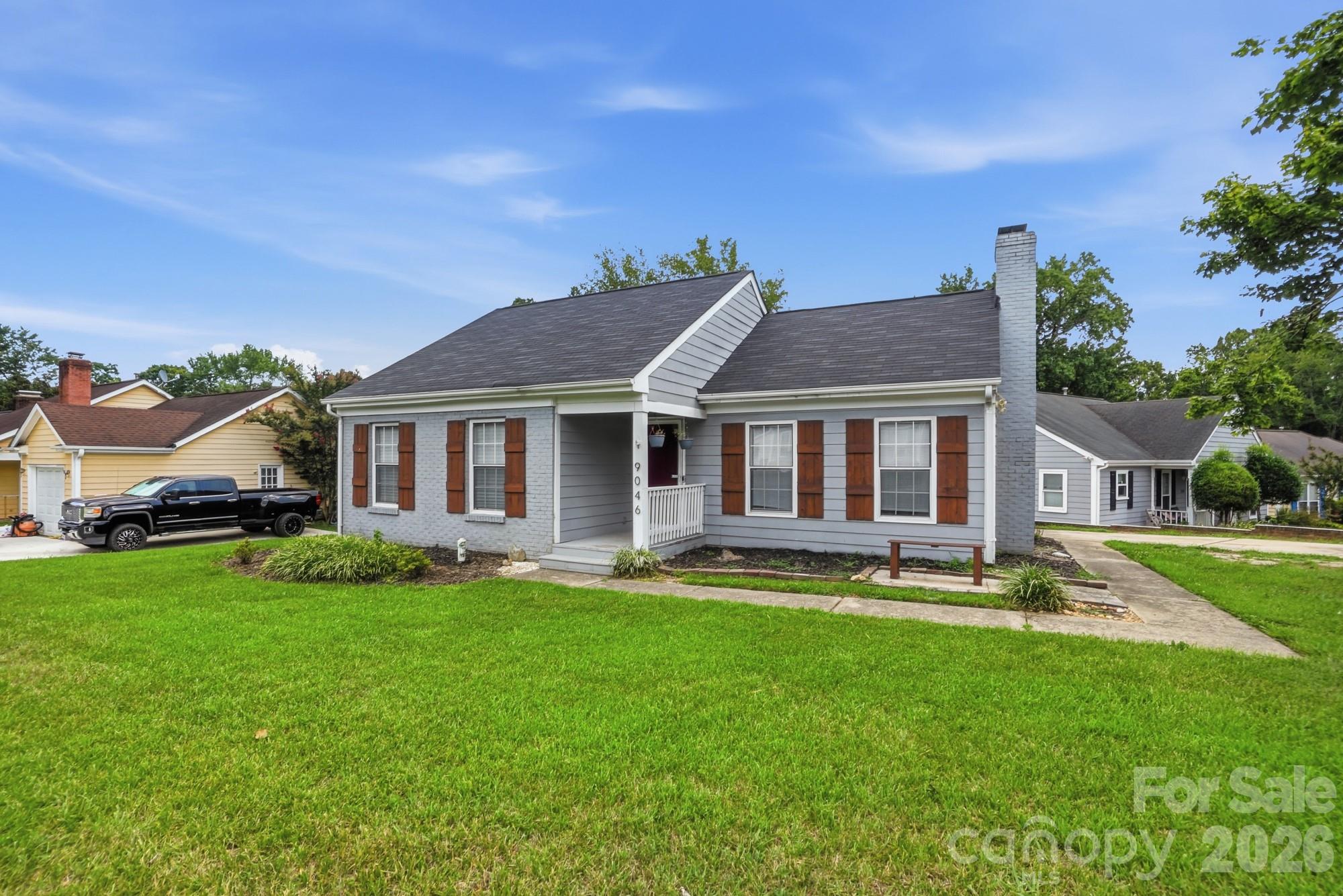 main property photo 3