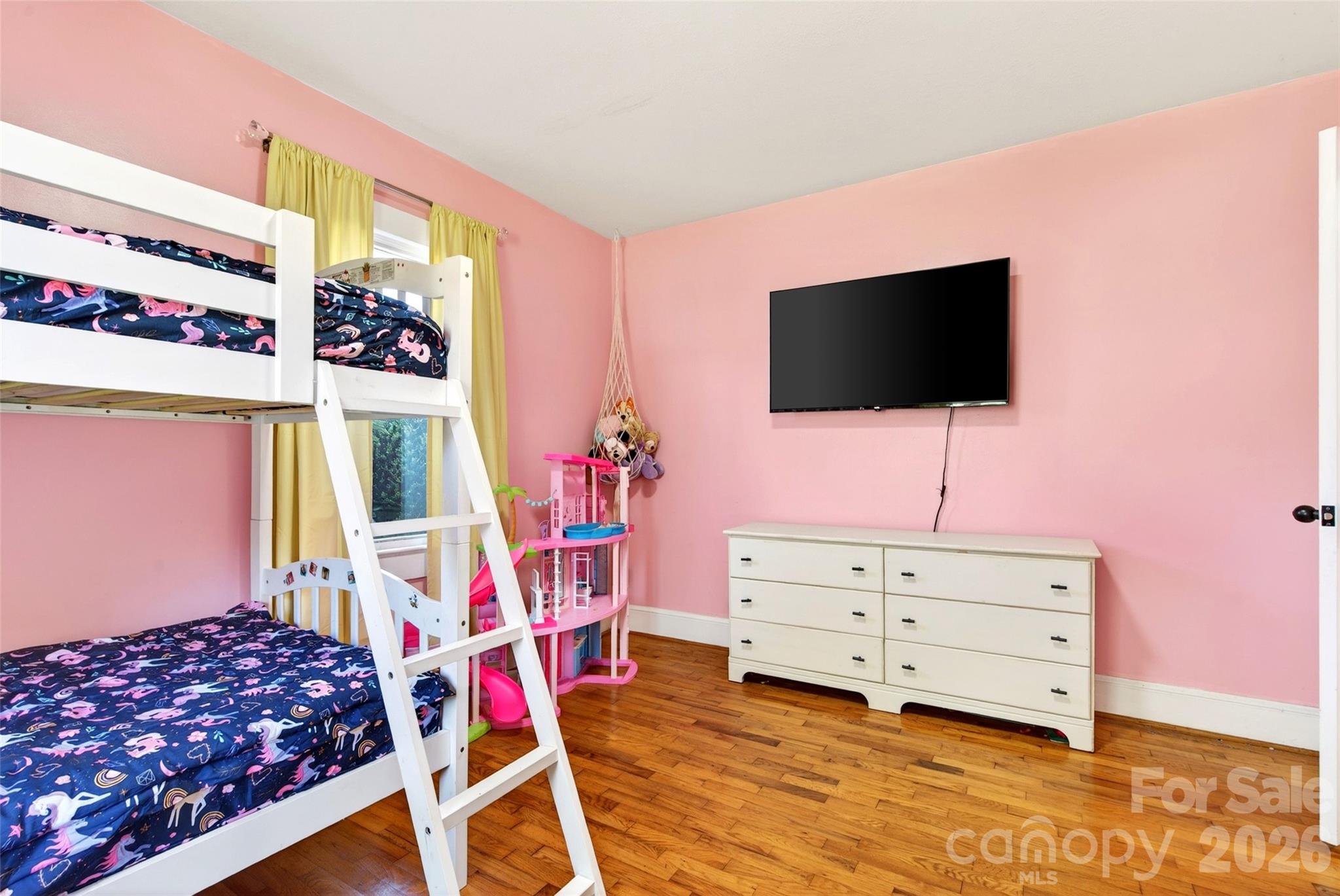 main property photo 17