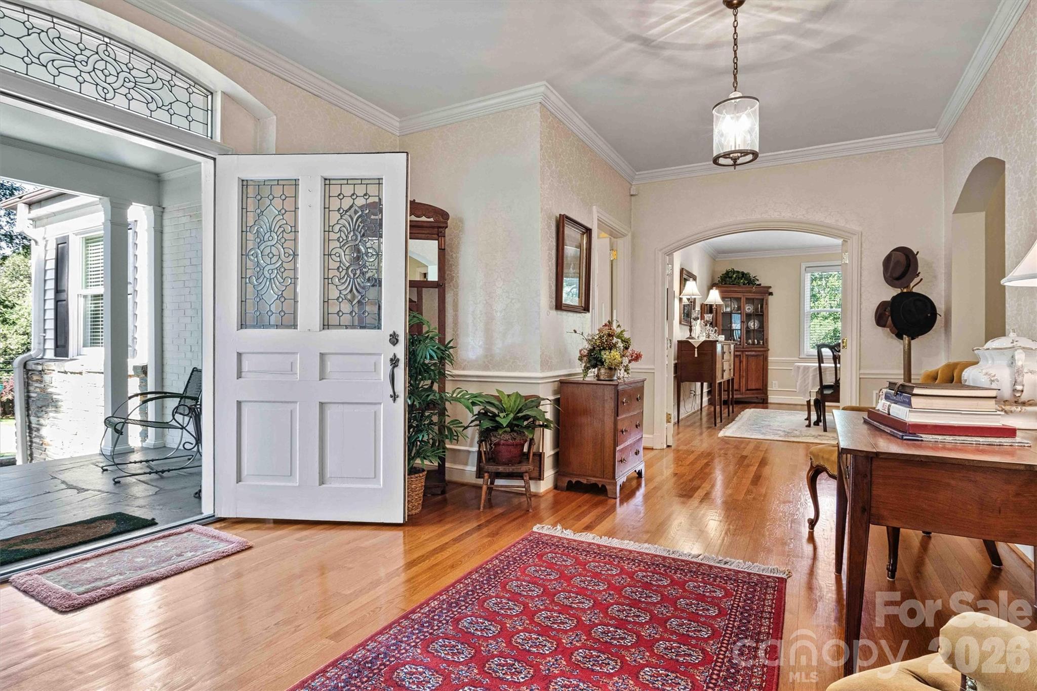 main property photo 10