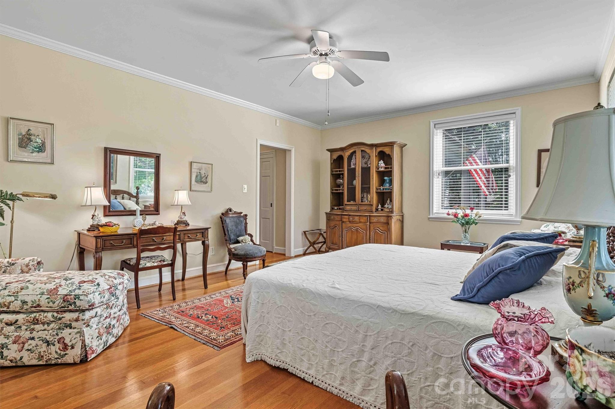 main property photo 27