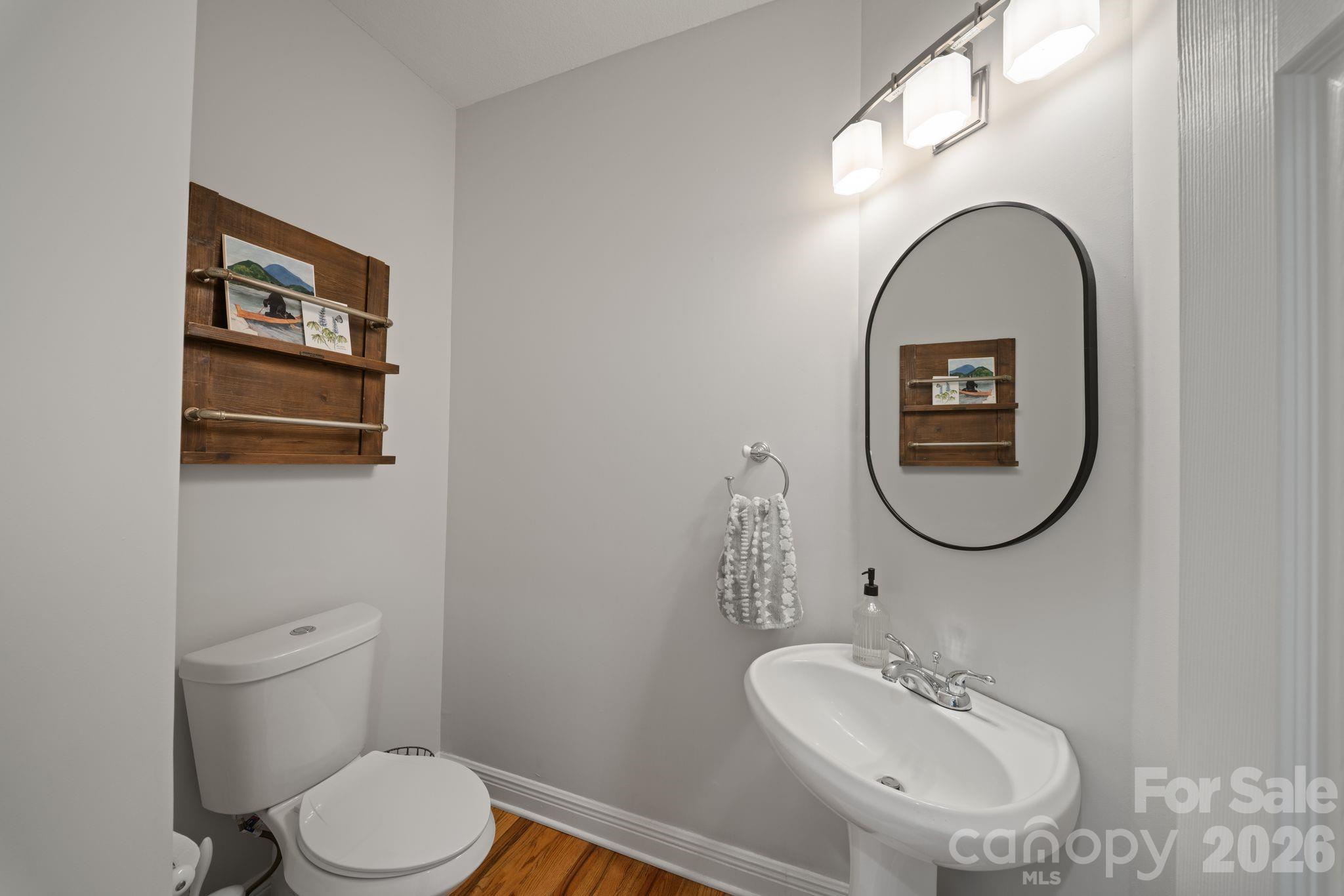 main property photo 10