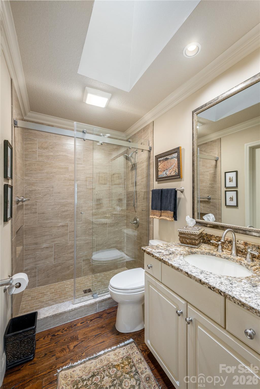 main property photo 21