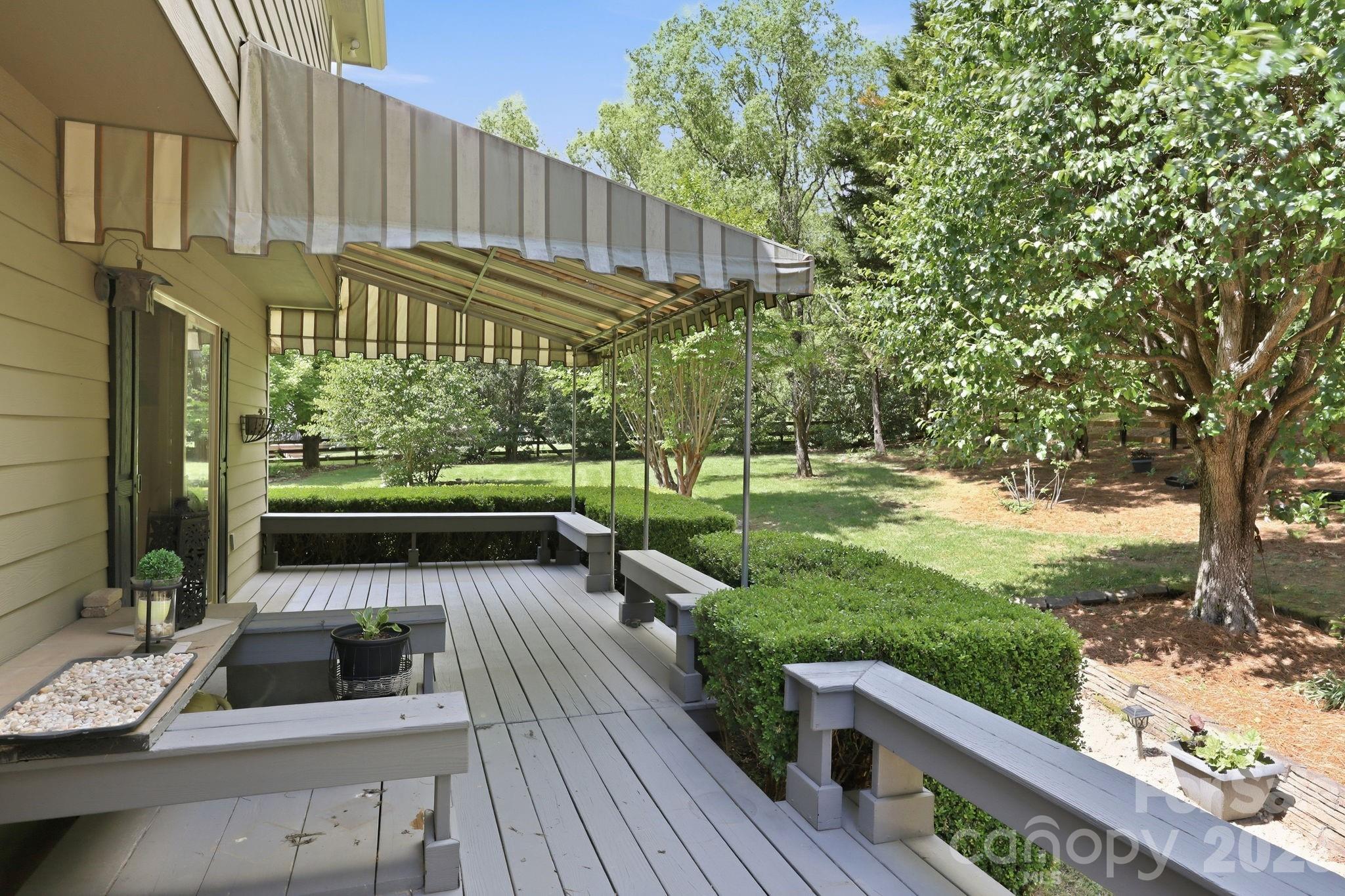 main property photo 33