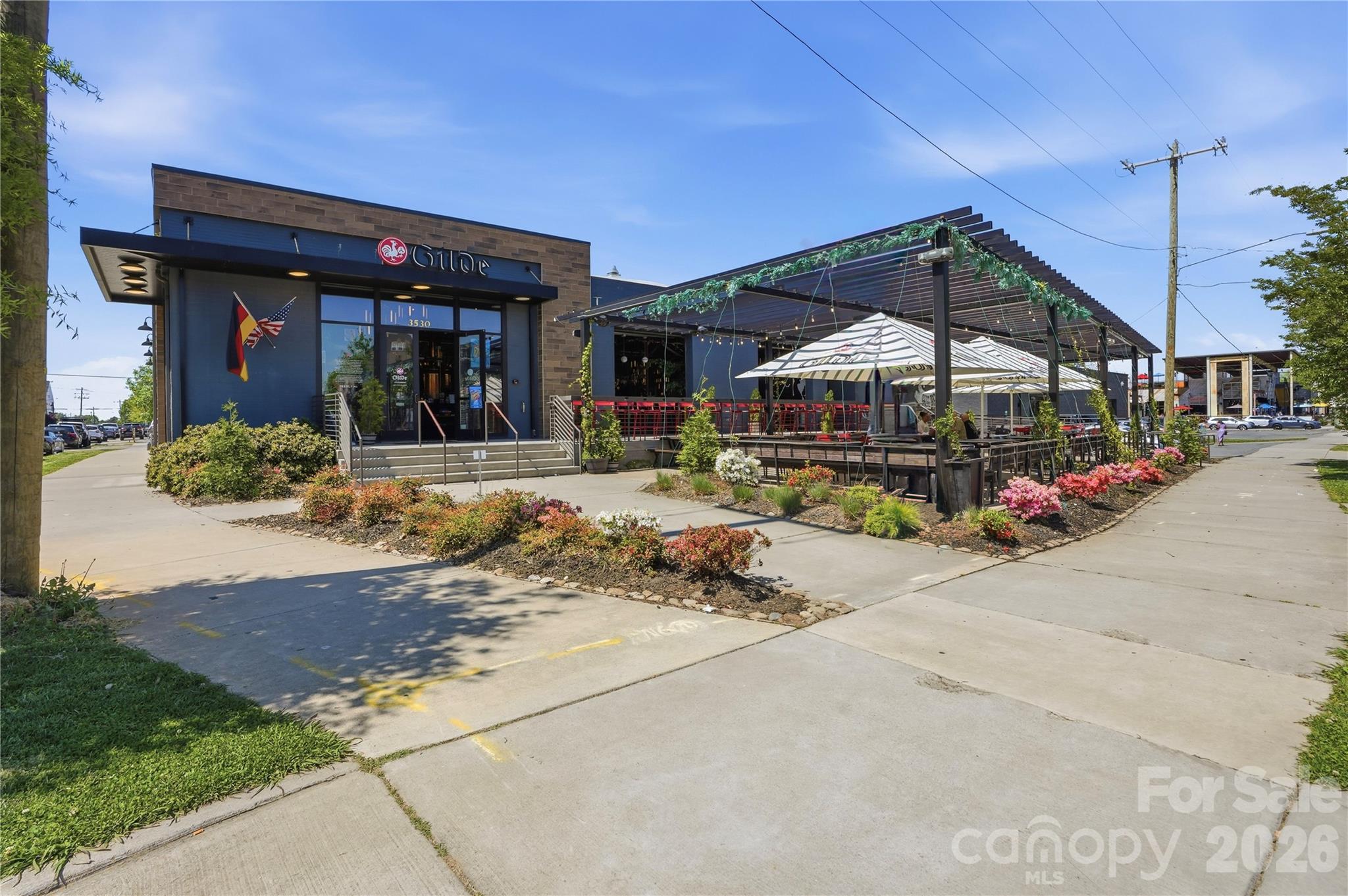 main property photo 22