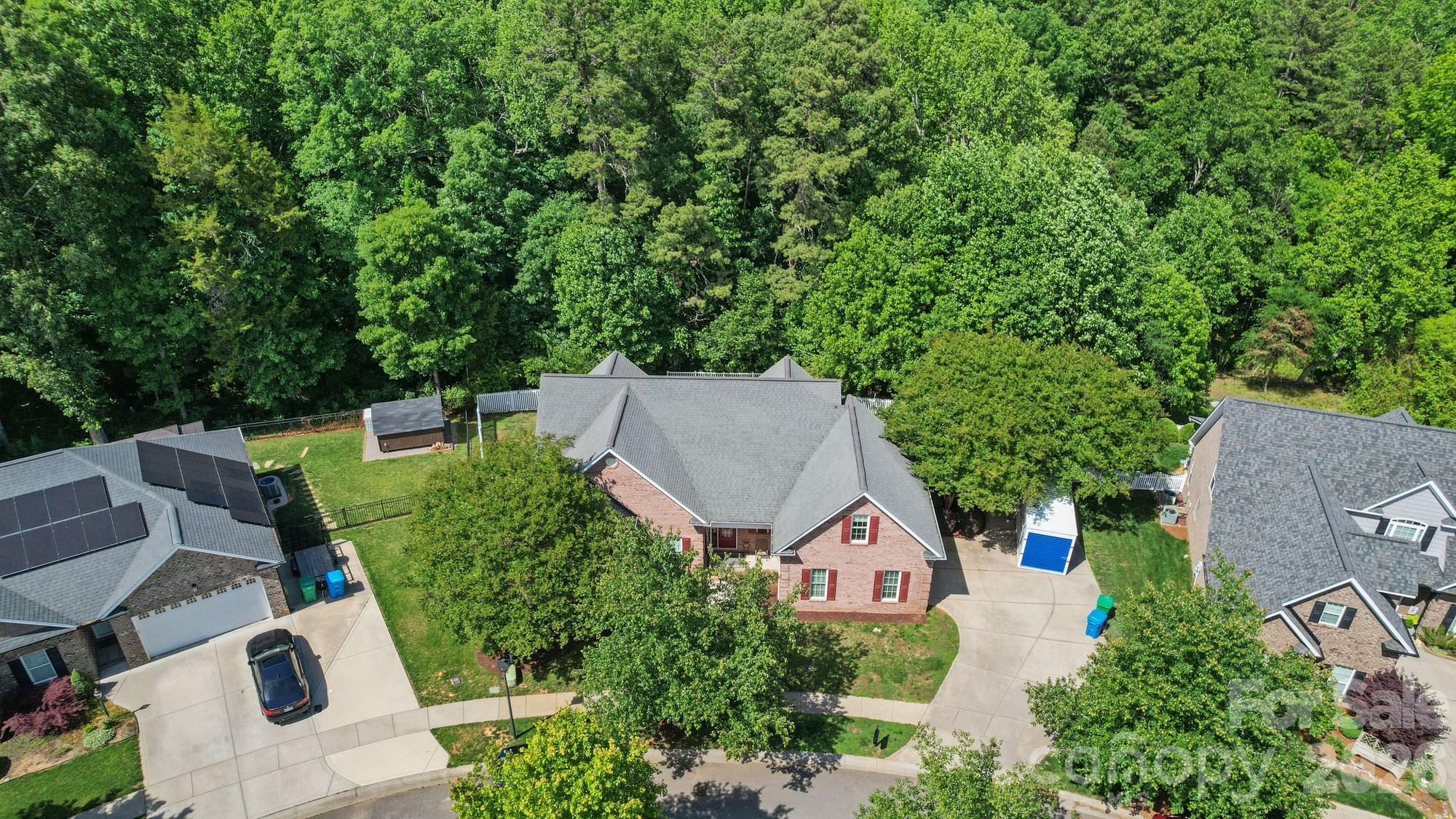 main property photo 16